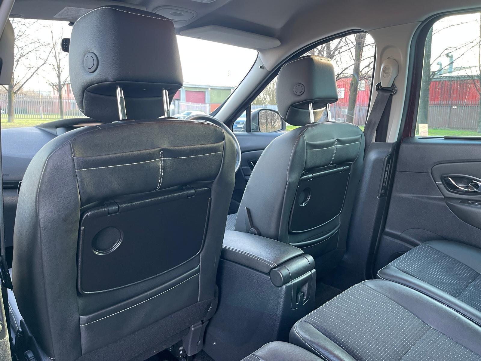 Renault Scenic - Image 24