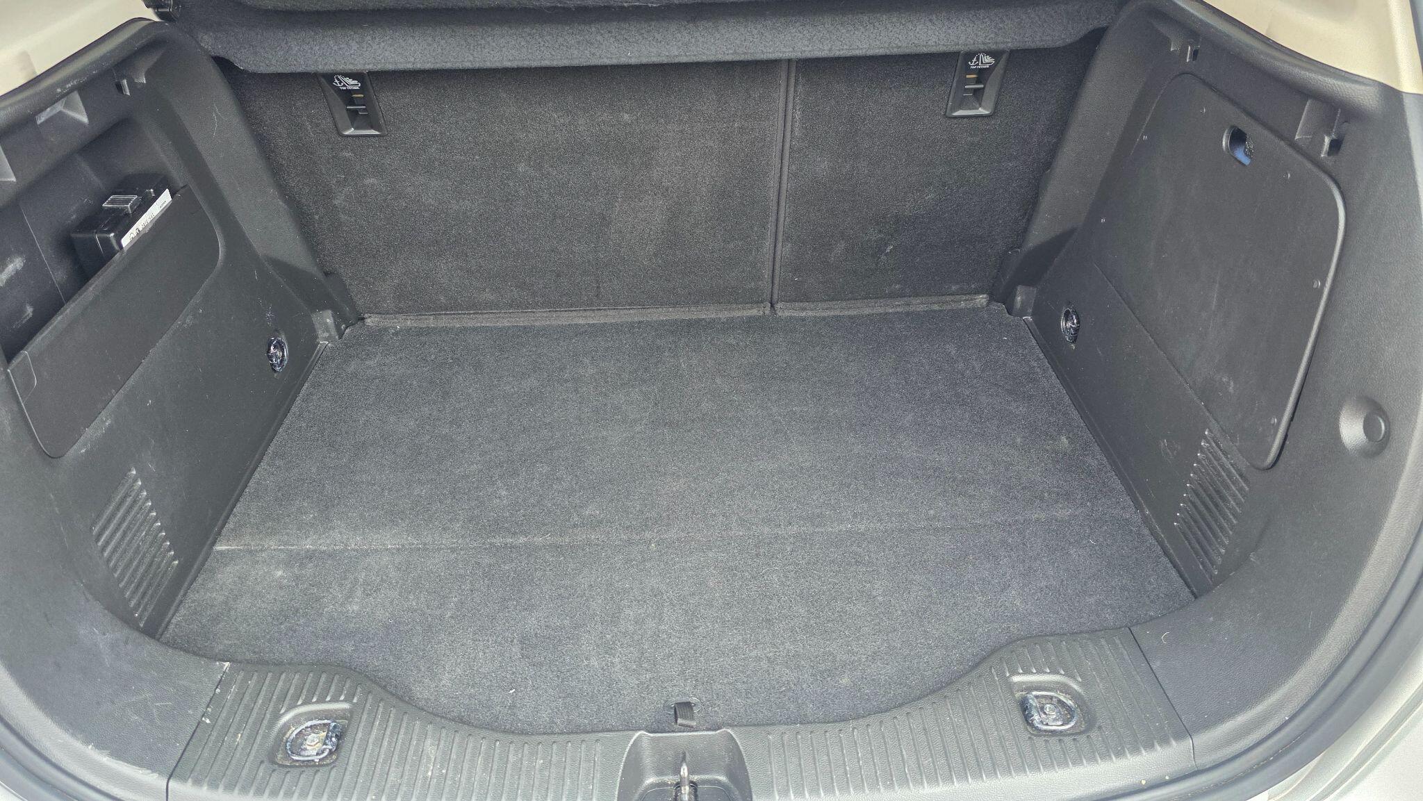 Vauxhall Mokka X - Image 45