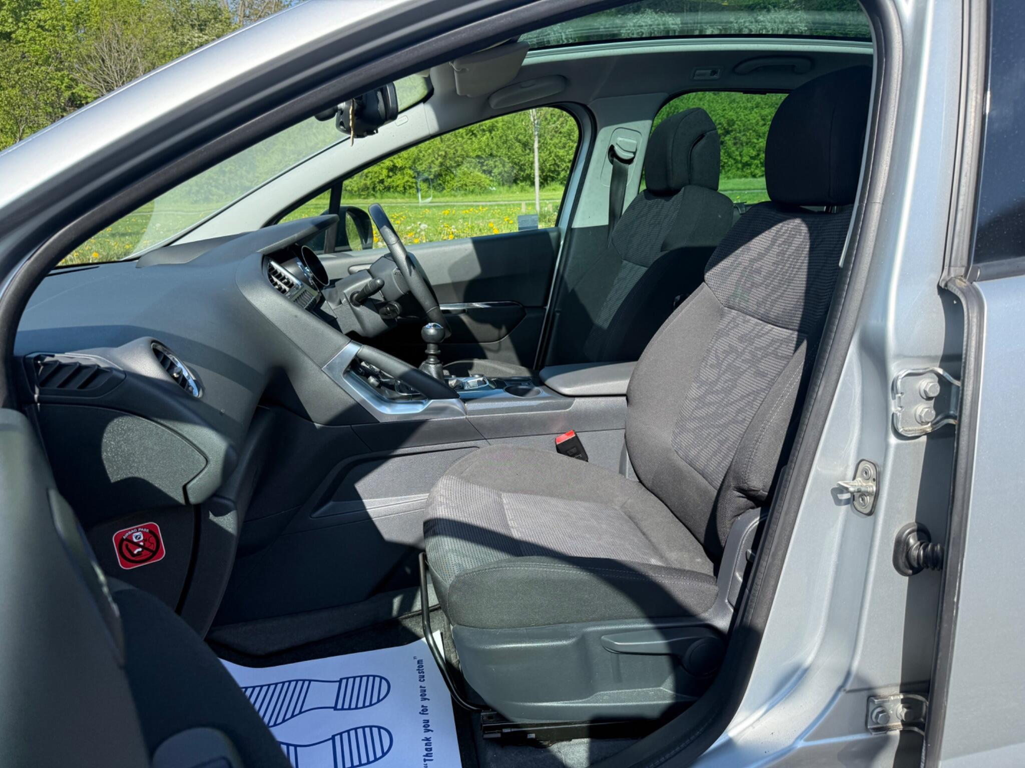 Peugeot 3008 - Image 9