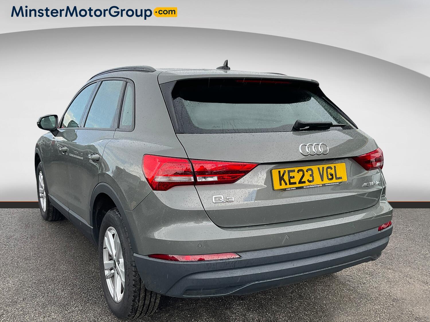 Audi Q3 - Image 4