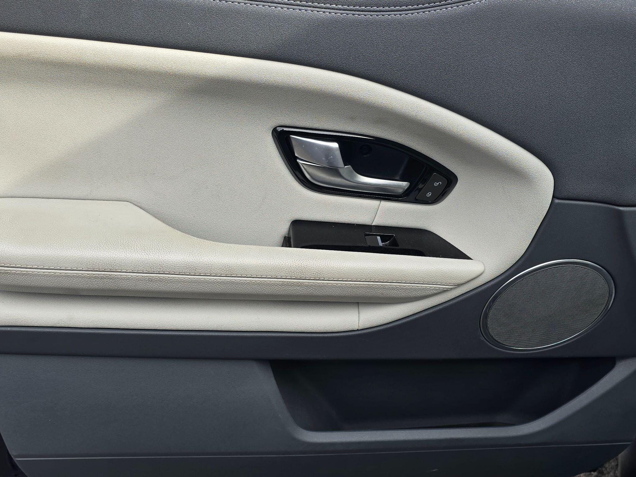 Land Rover Range Rover Evoque - Image 50