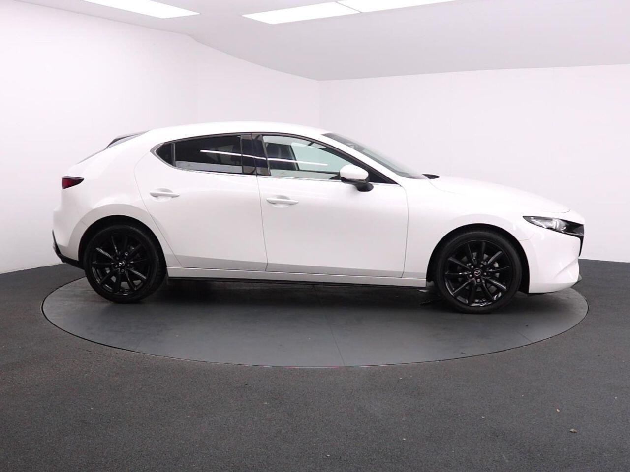 Mazda MAZDA3 - Image 14
