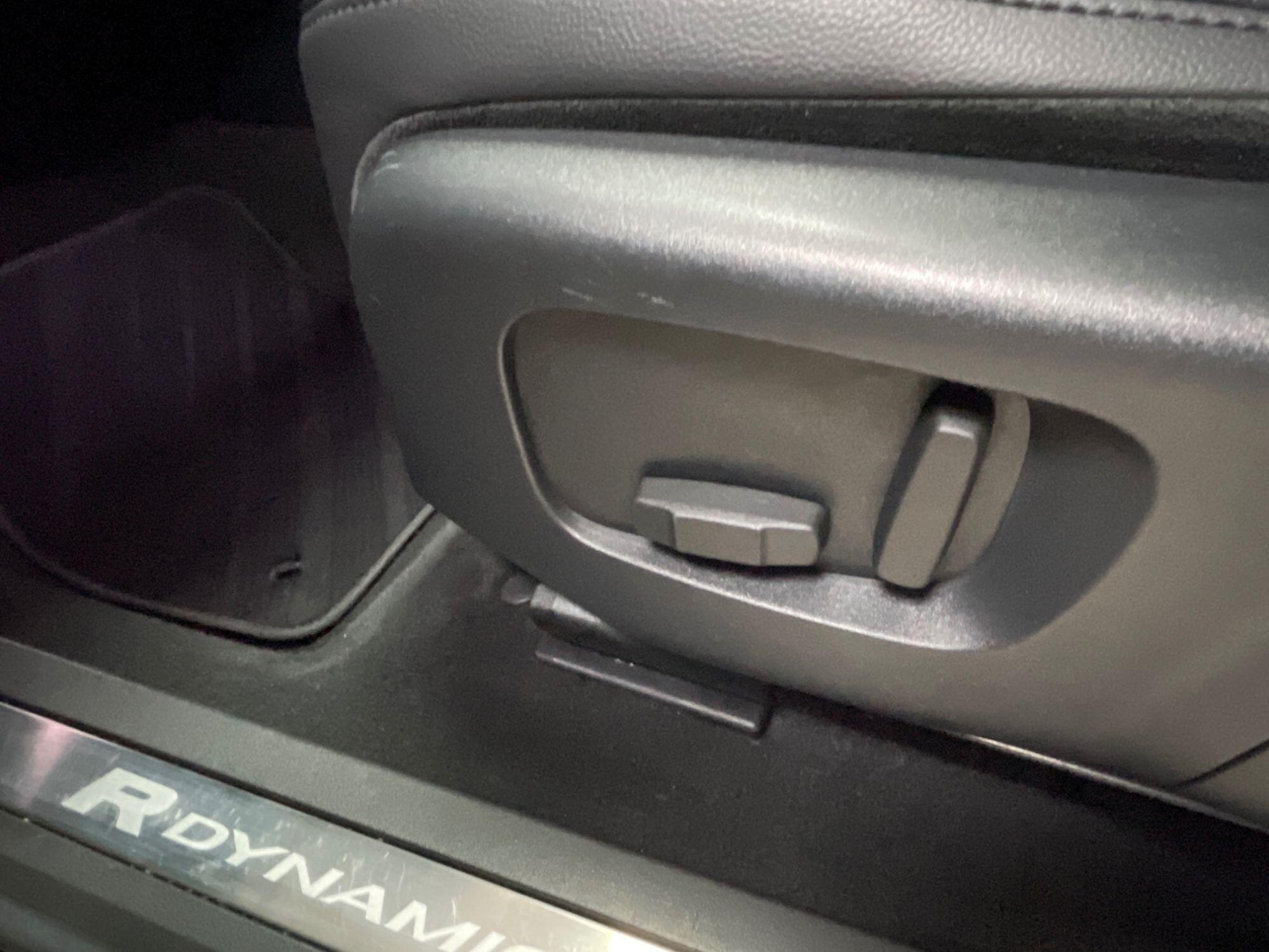 Land Rover Range Rover Evoque - Image 32