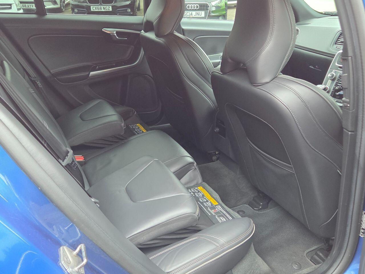 Volvo V60 - Image 13