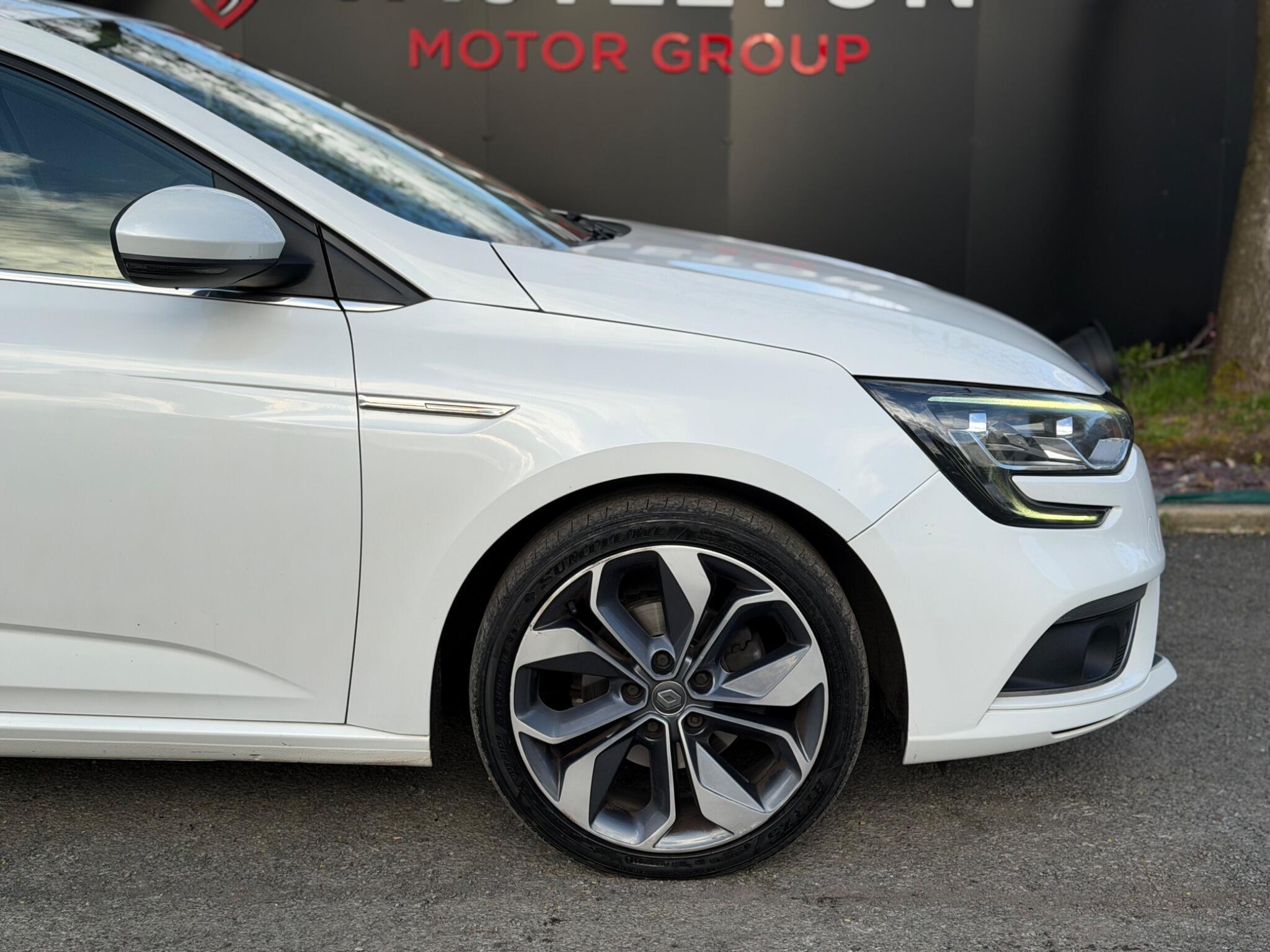 Renault Megane - Image 52