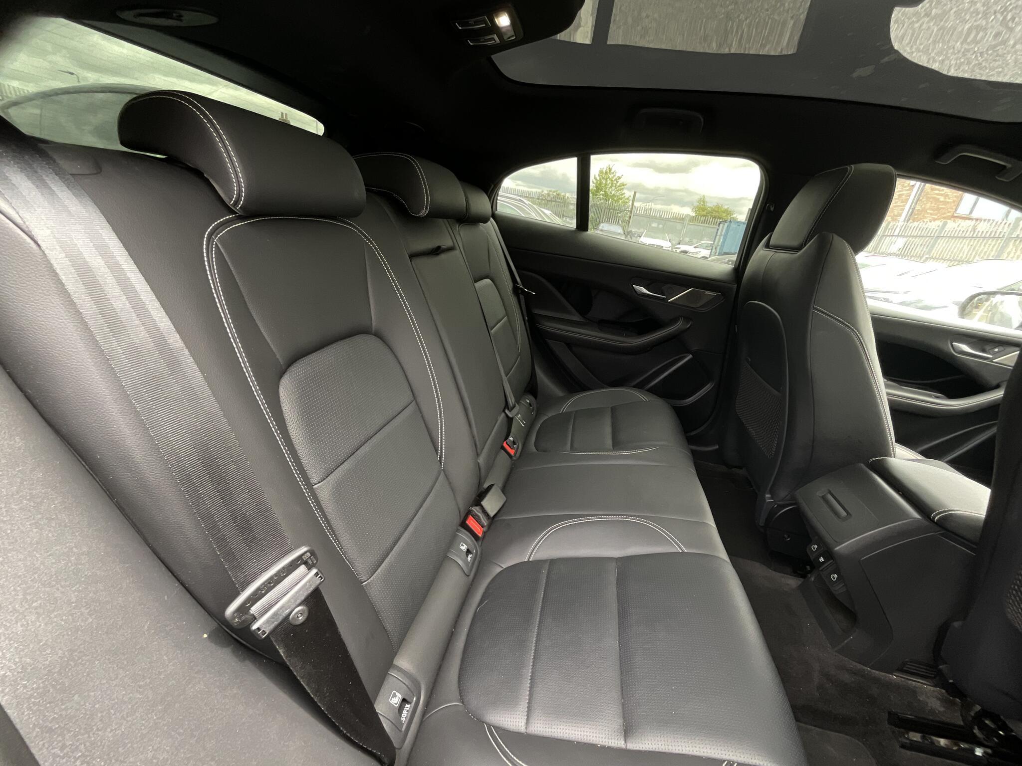 Jaguar I-Pace - Image 10