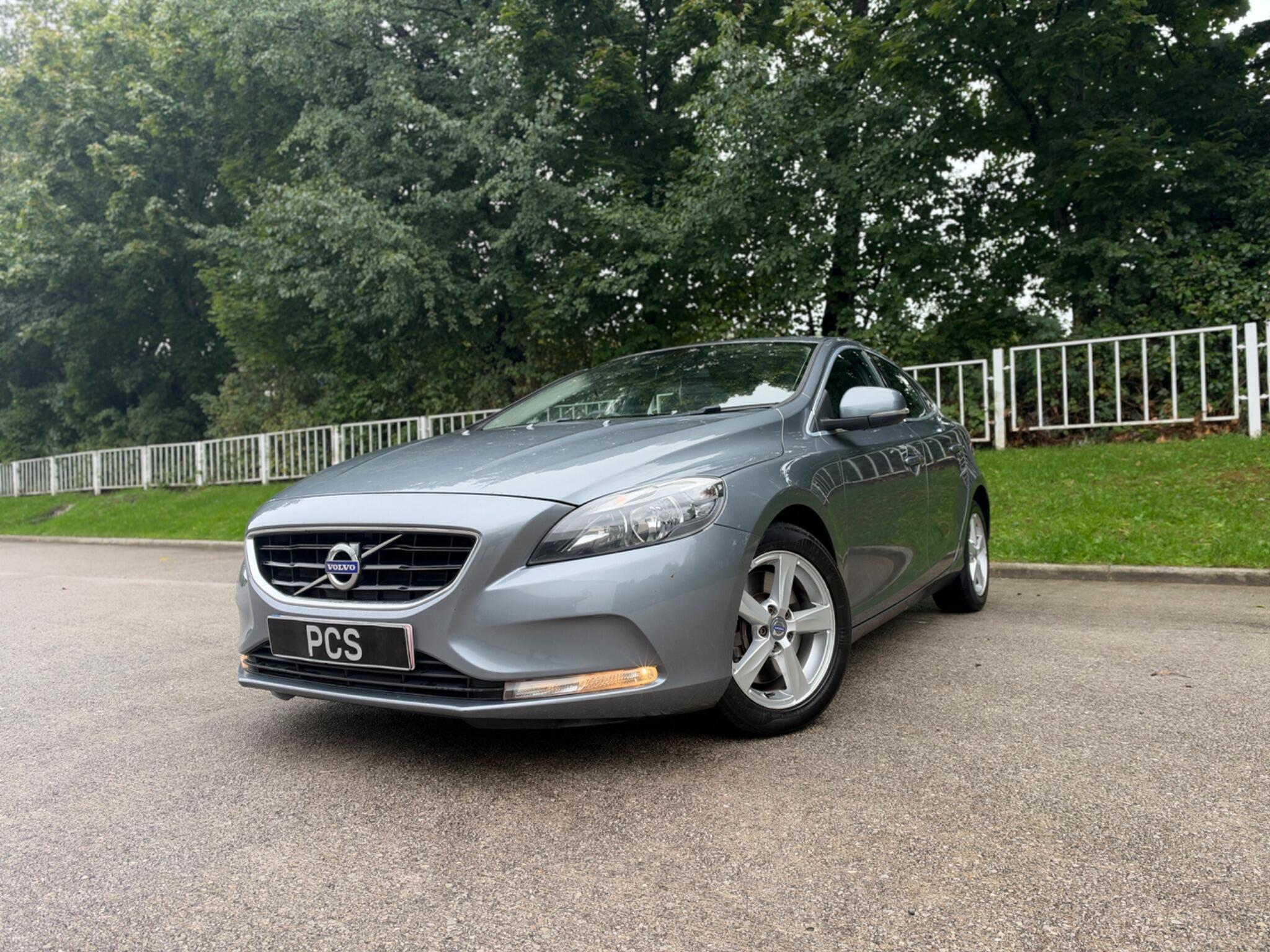 Volvo V40 - Image 3