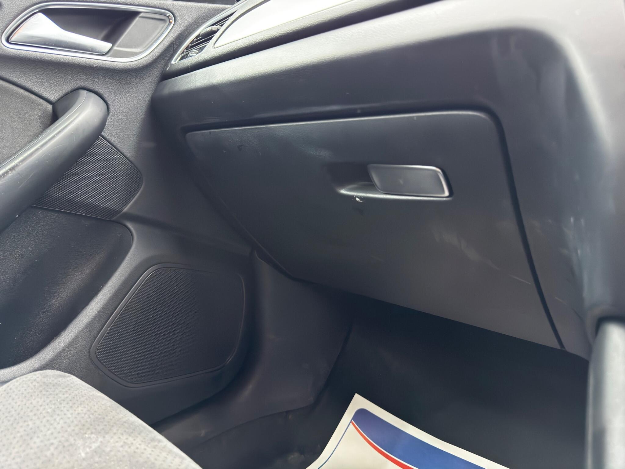 Audi Q3 - Image 35