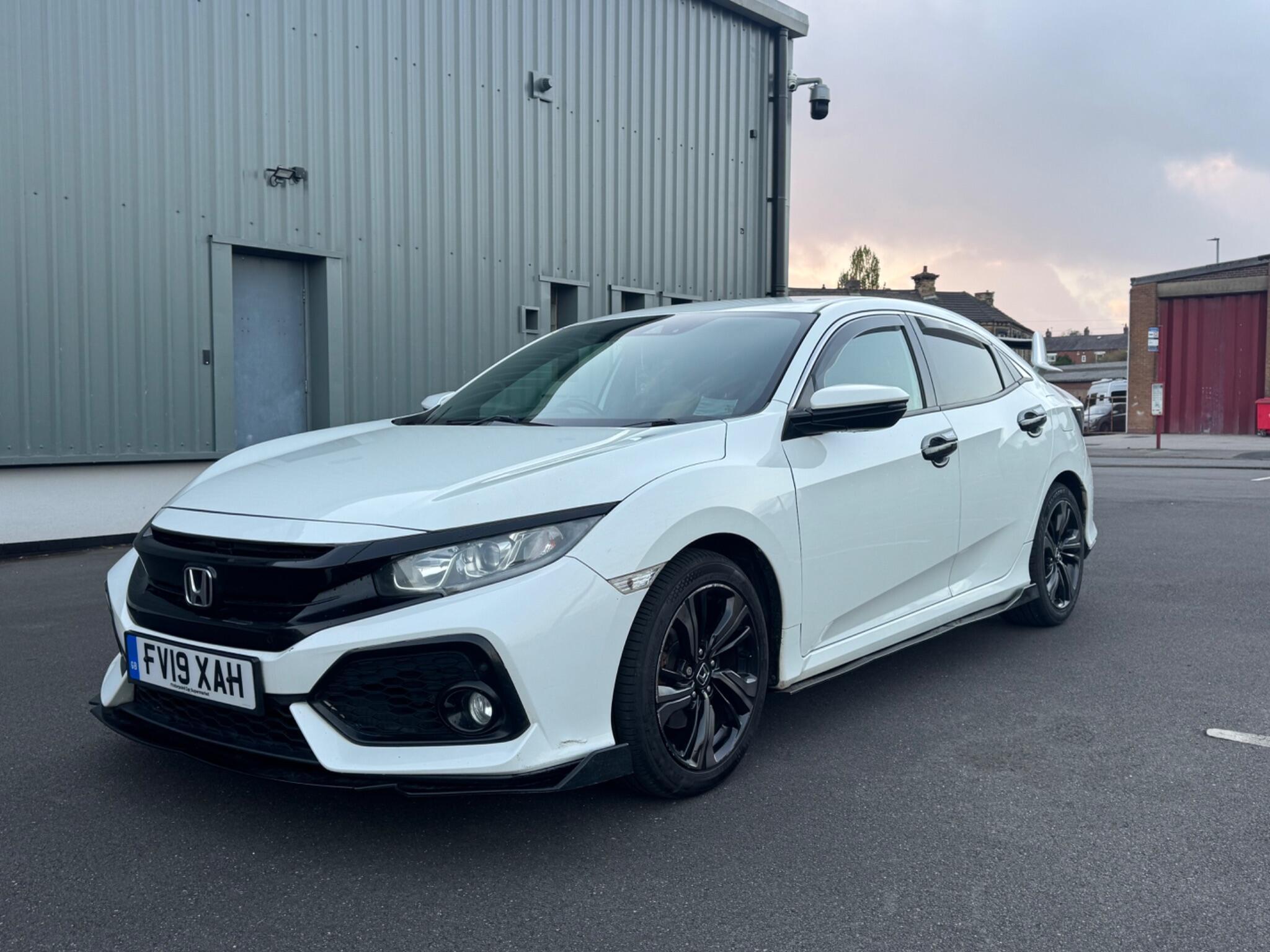 Honda Civic - Image 9