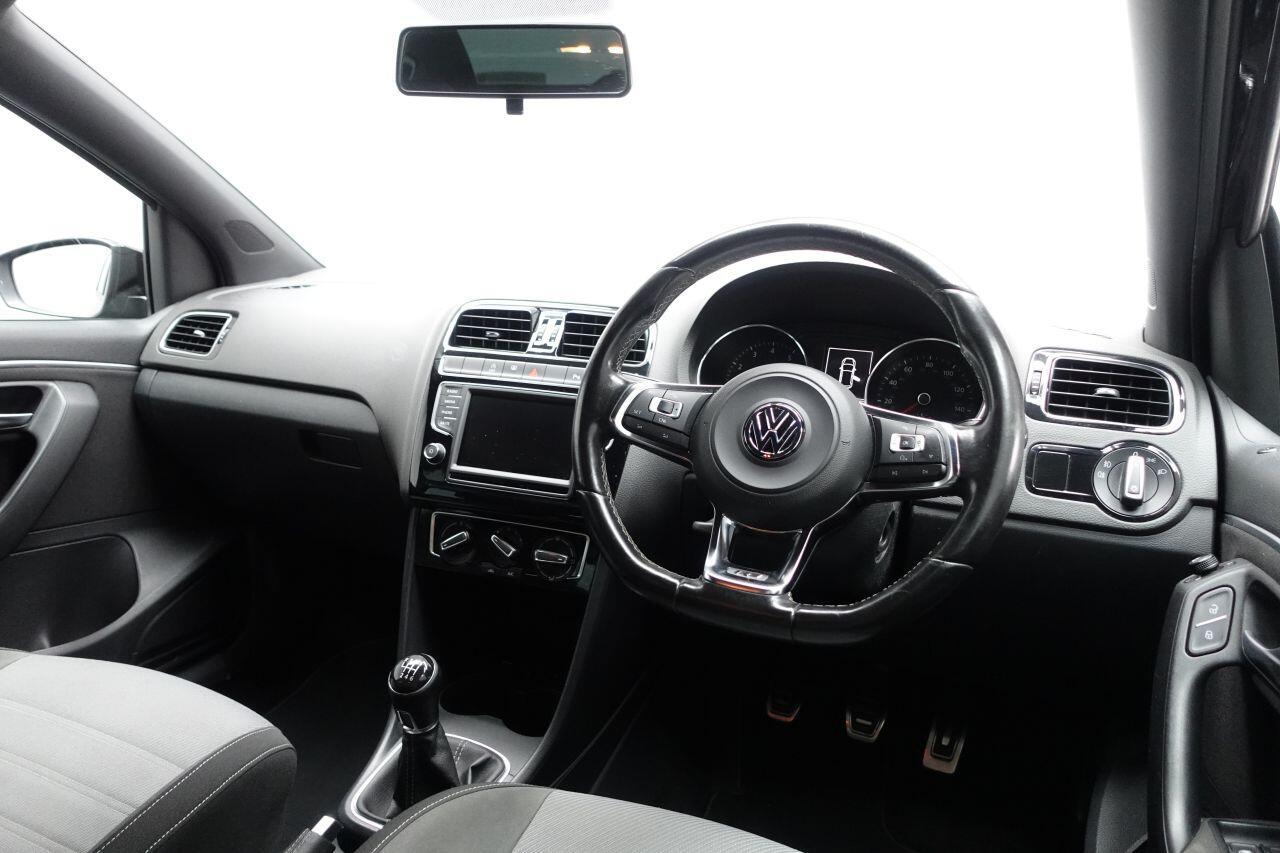 Volkswagen Polo - Image 17