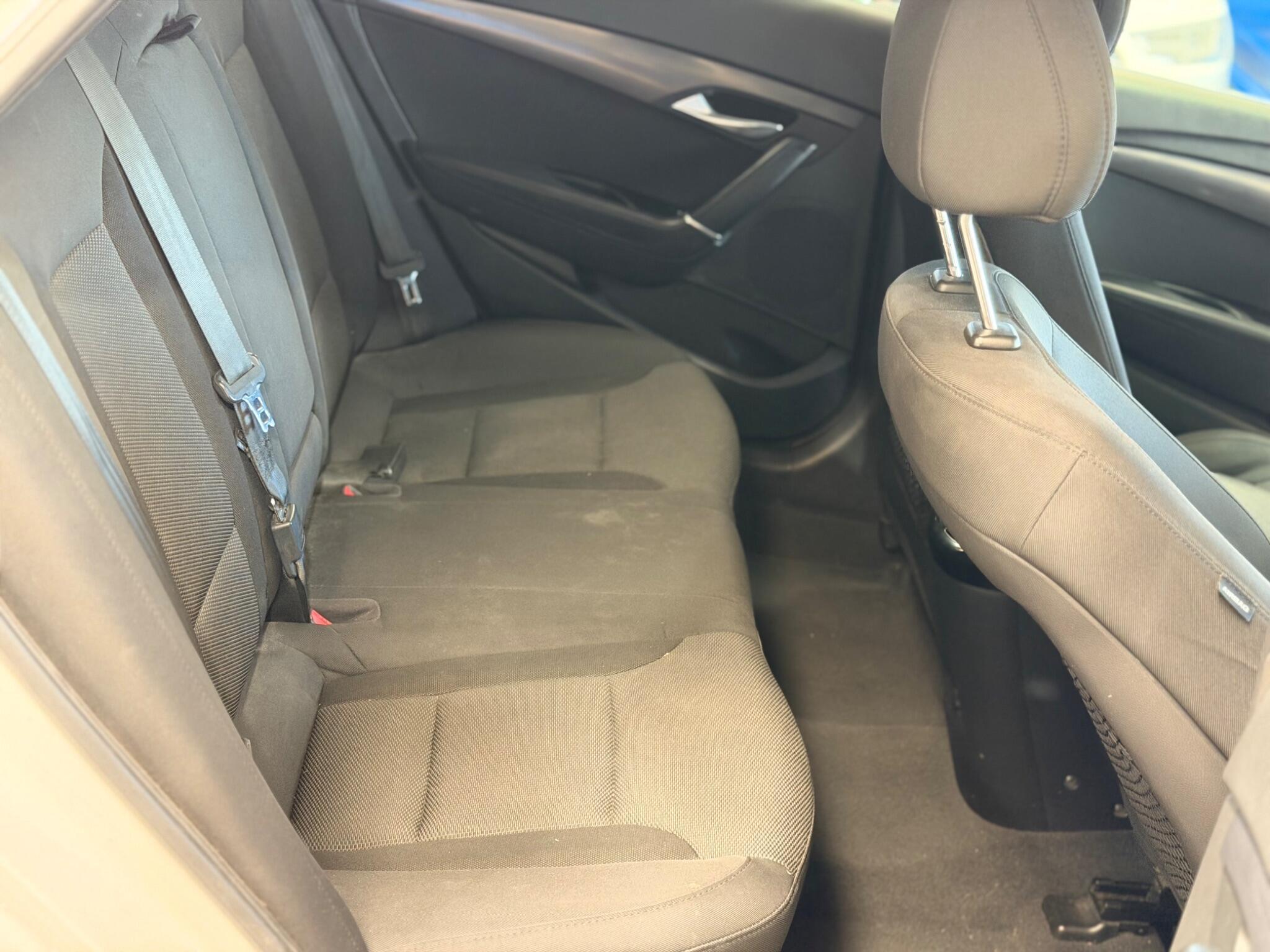 Hyundai i40 - Image 29