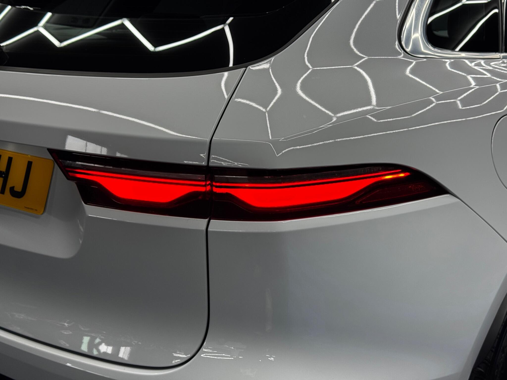 Jaguar F-Pace - Image 48