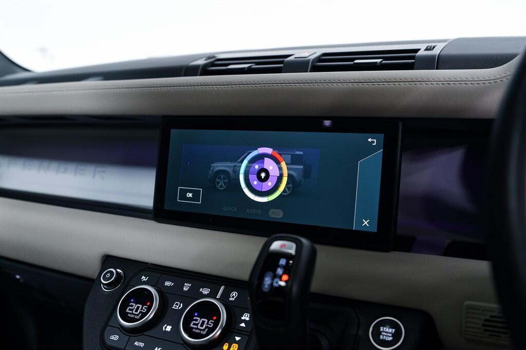 Land Rover Defender 110 - Image 18