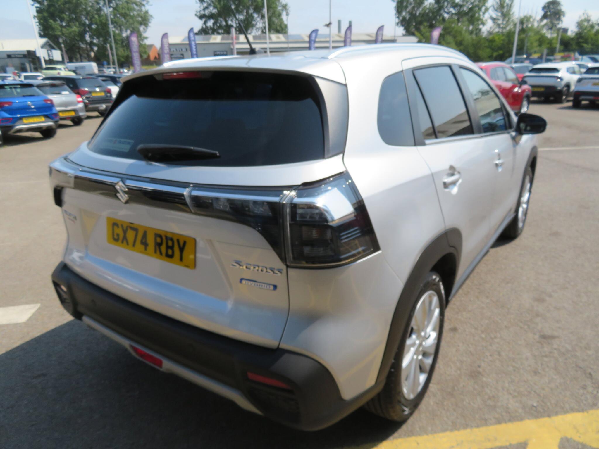 Suzuki S-Cross - Image 8