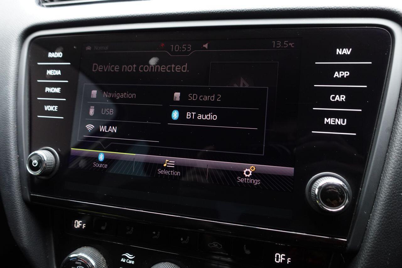 Skoda Octavia - Image 29