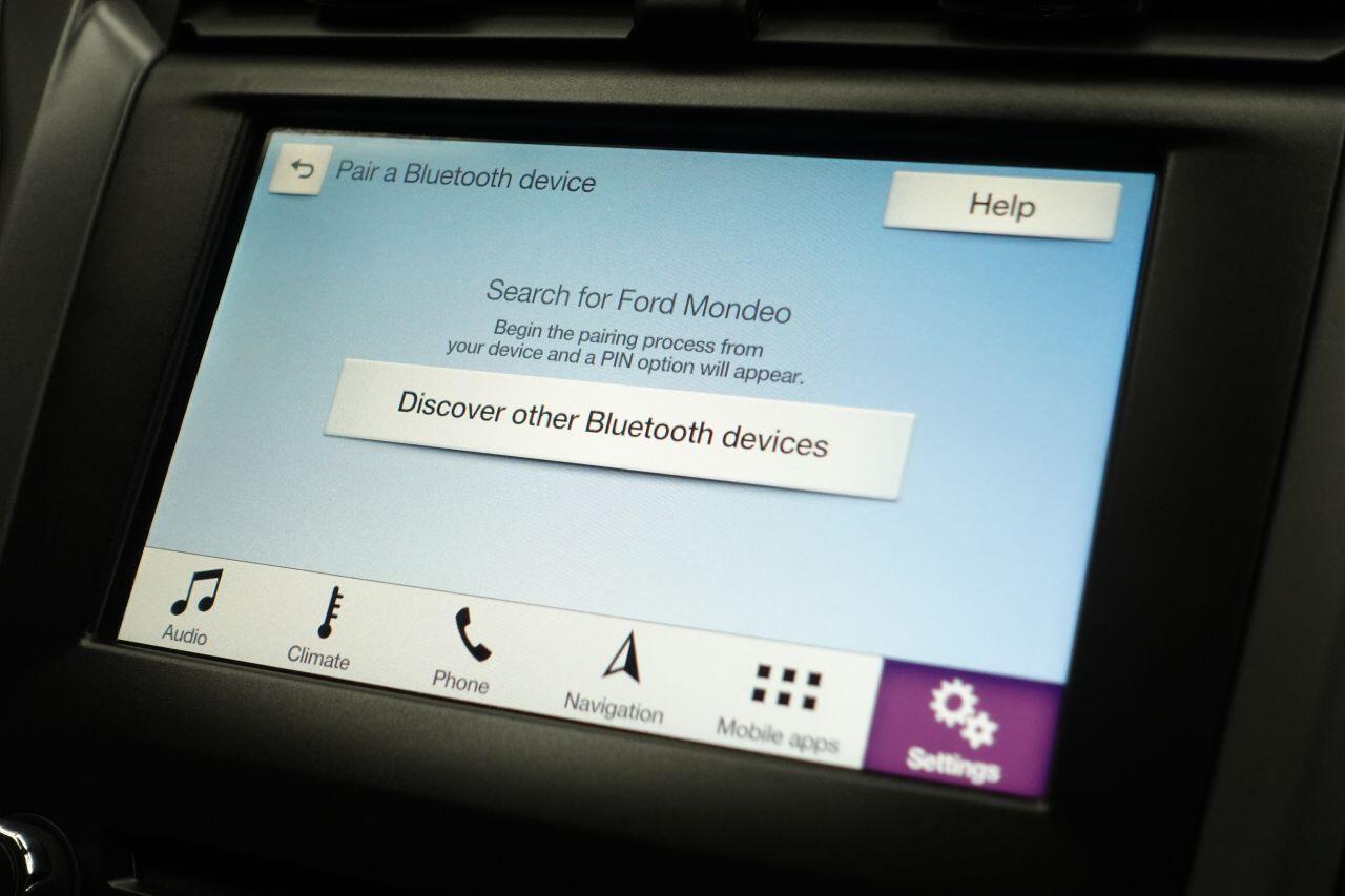 Ford Mondeo - Image 37