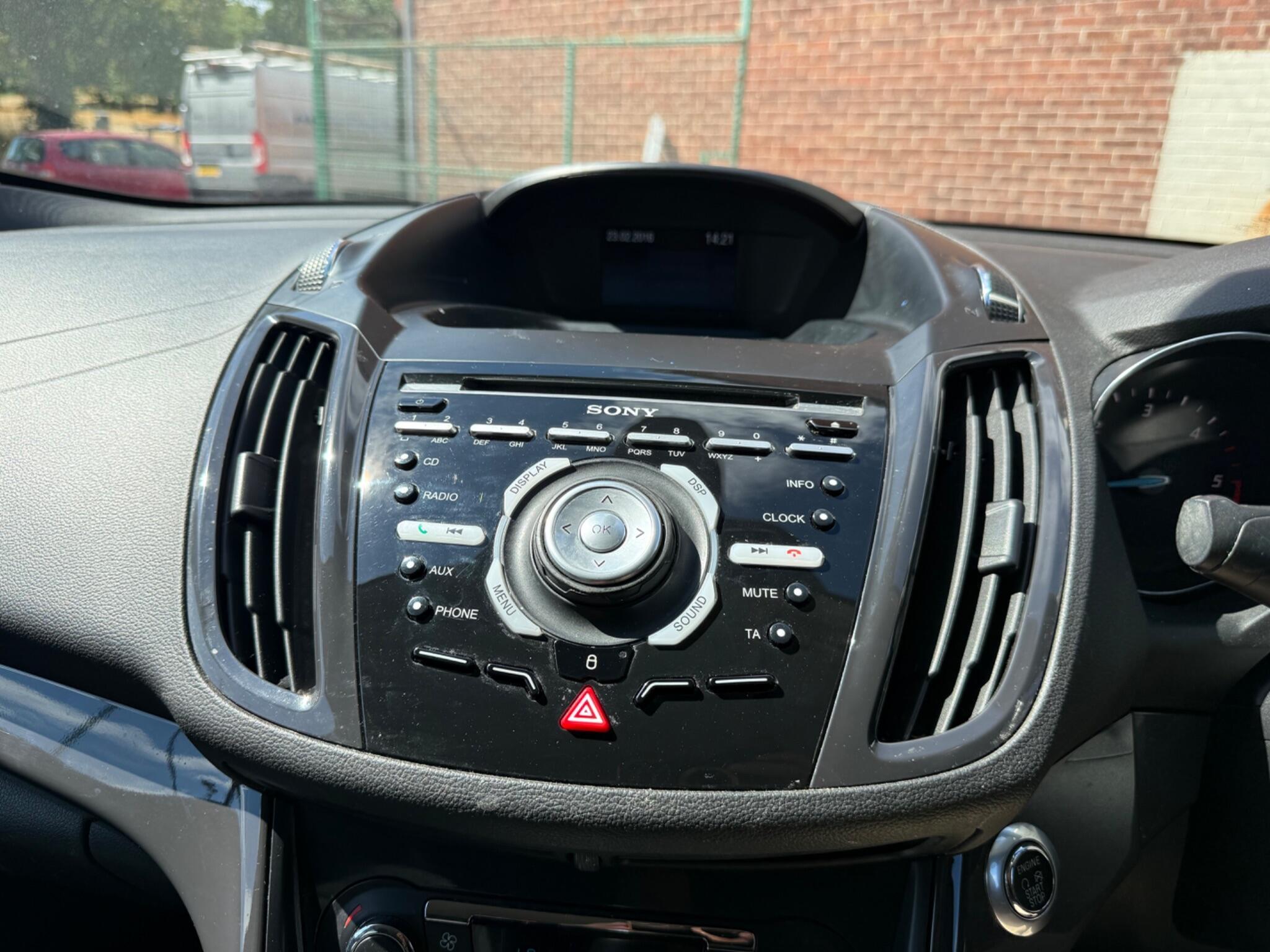 Ford Kuga - Image 9