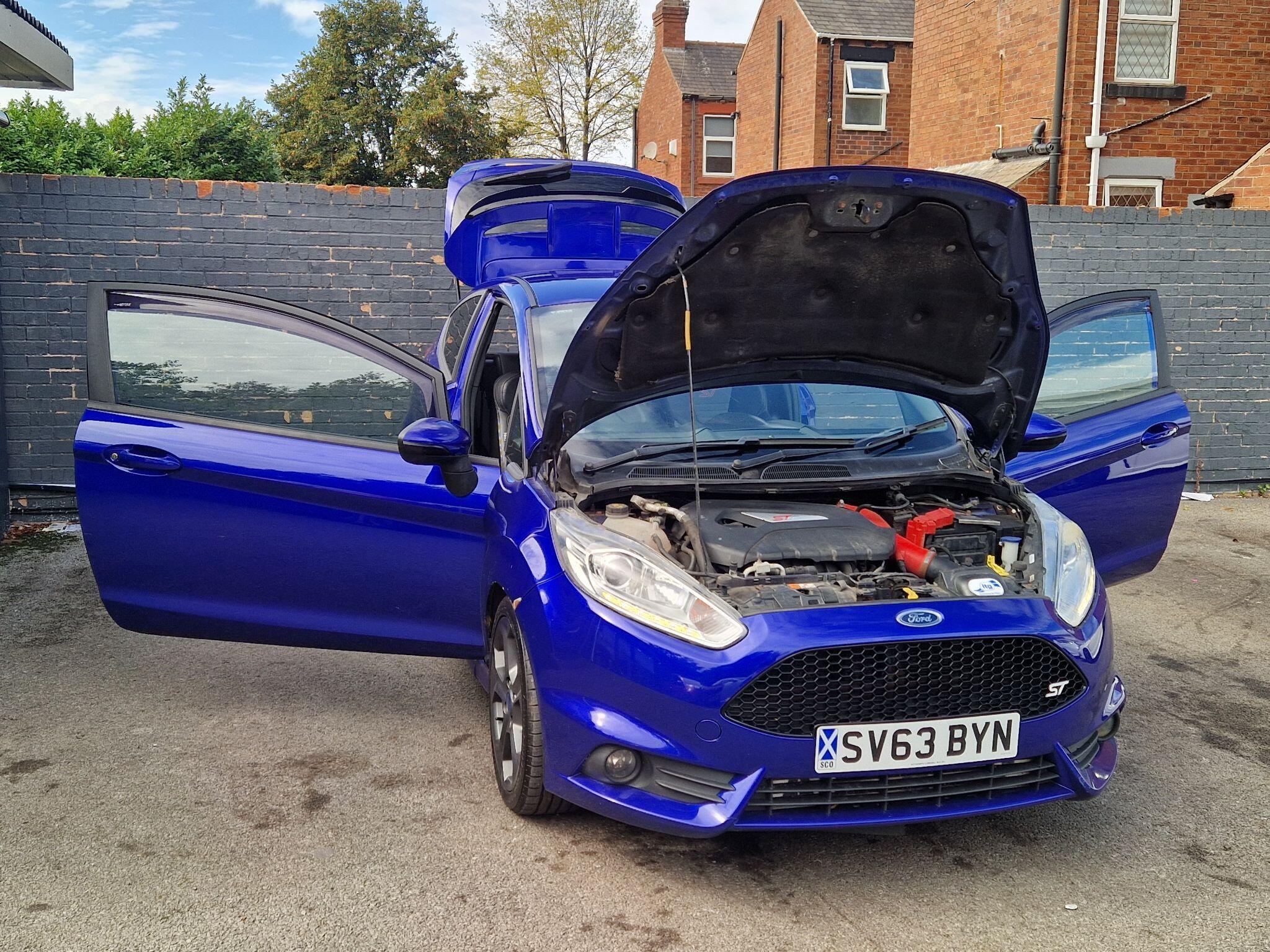 Ford Fiesta - Image 12