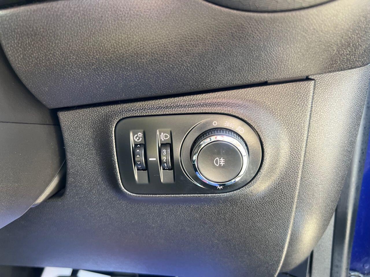 Vauxhall ADAM - Image 33