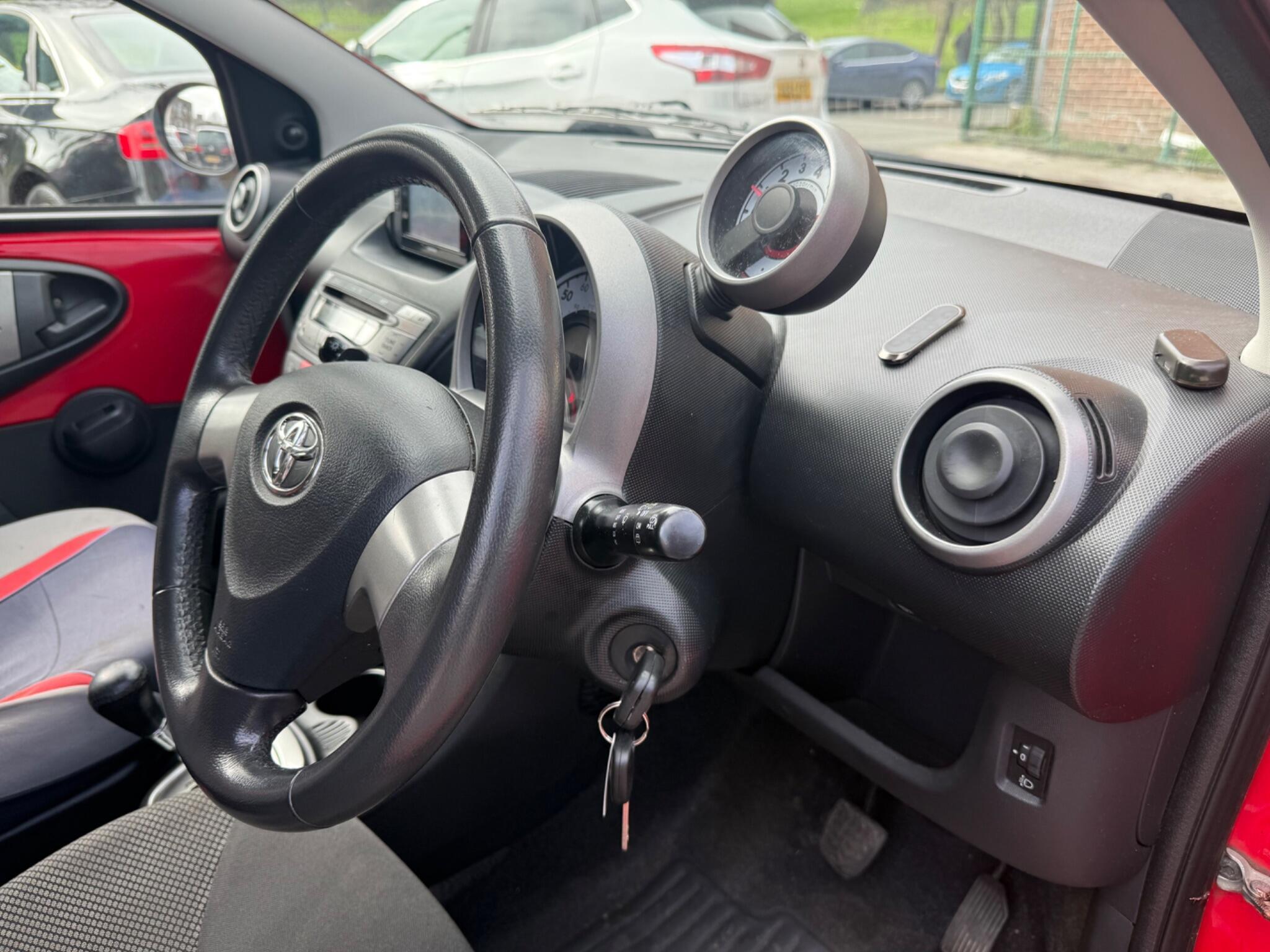 Toyota Aygo - Image 14