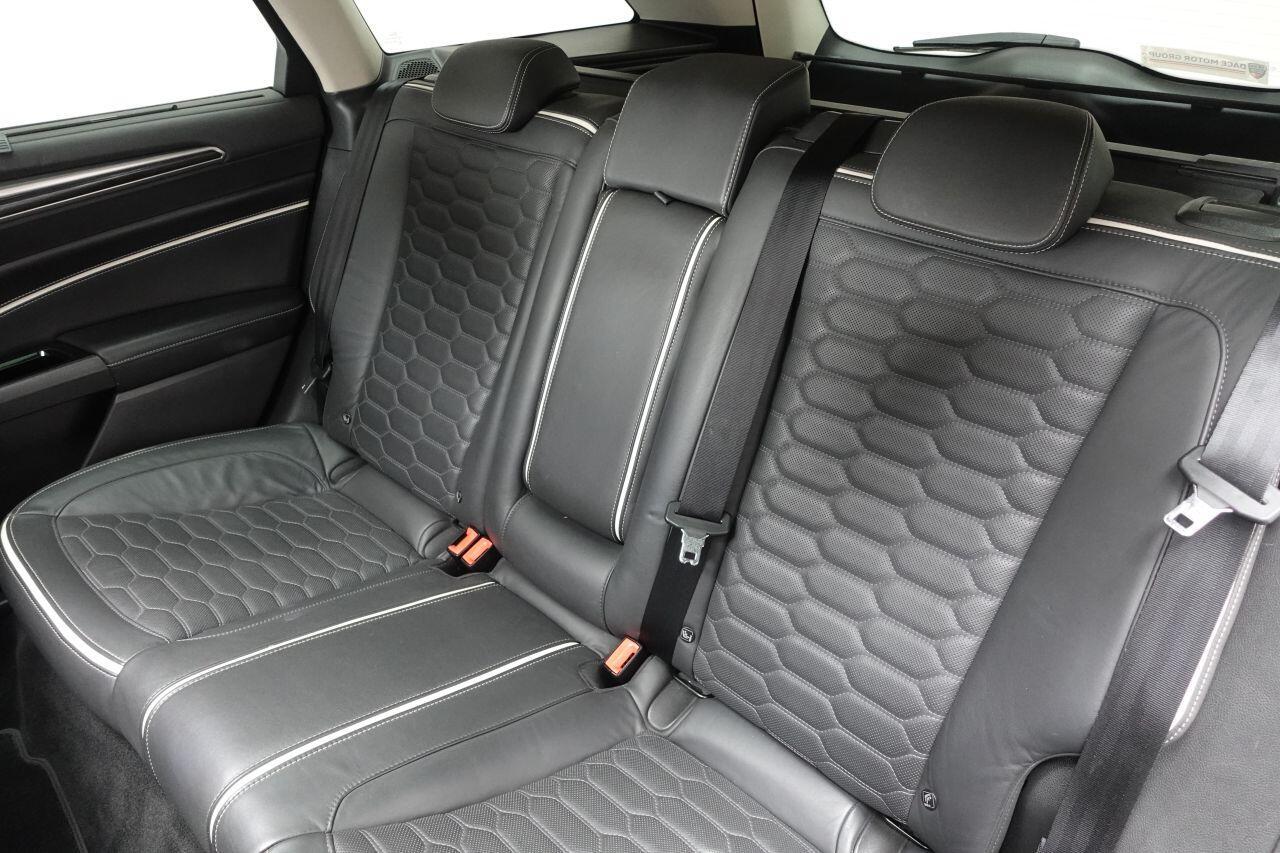 Ford Mondeo - Image 13