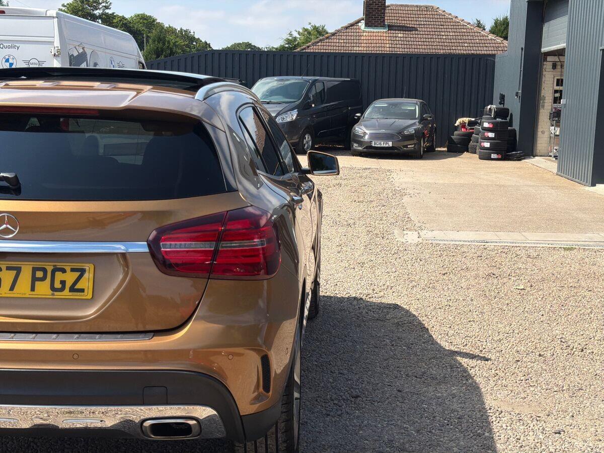 Mercedes GLA - Image 15