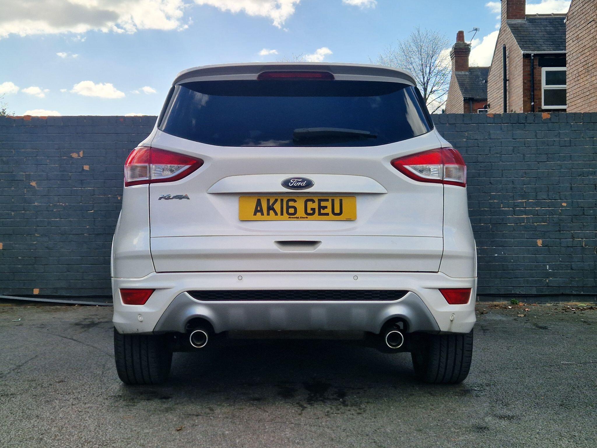 Ford Kuga - Image 24