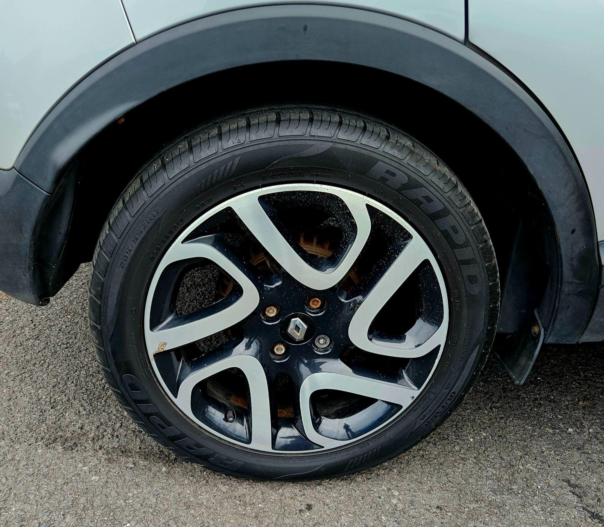 Renault Captur - Image 49