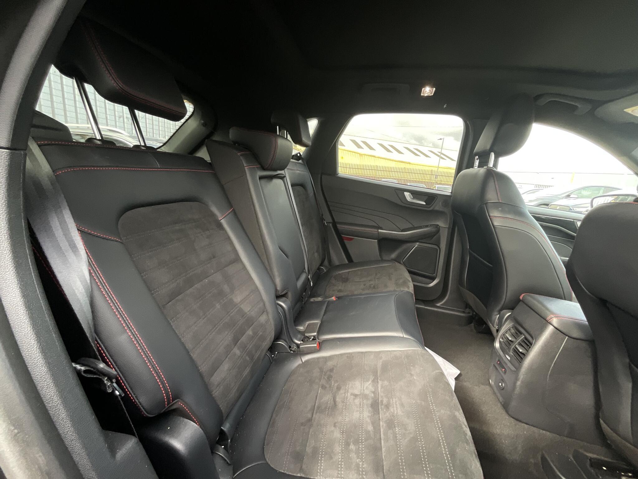 Ford Kuga - Image 11