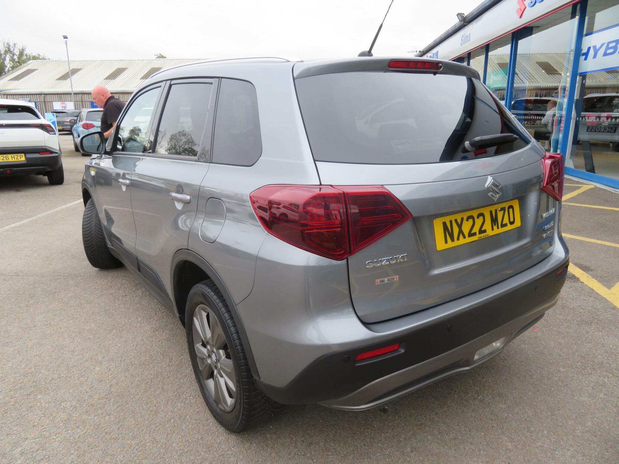Suzuki Vitara - Image 12