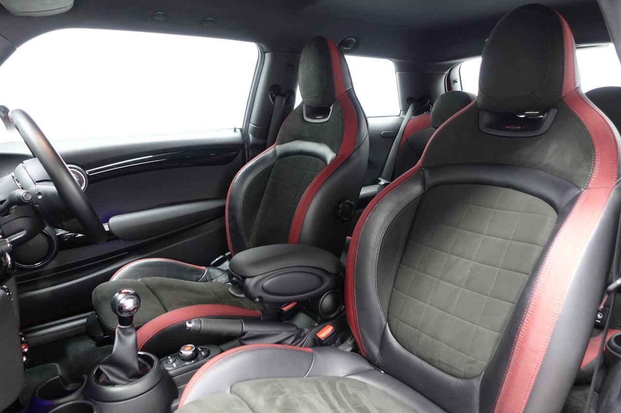 MINI Hatch - Image 17