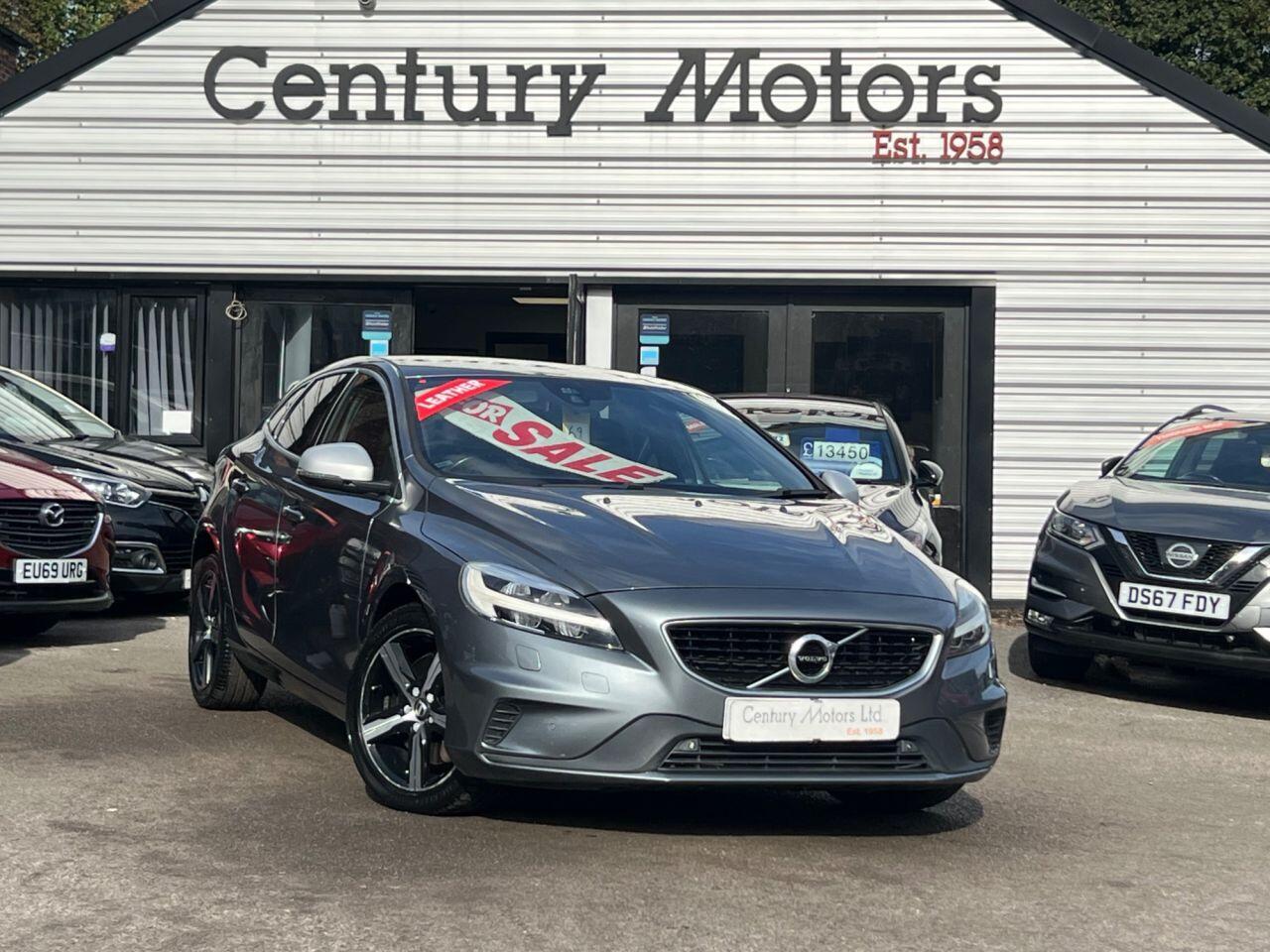 Volvo V40 - Image 2