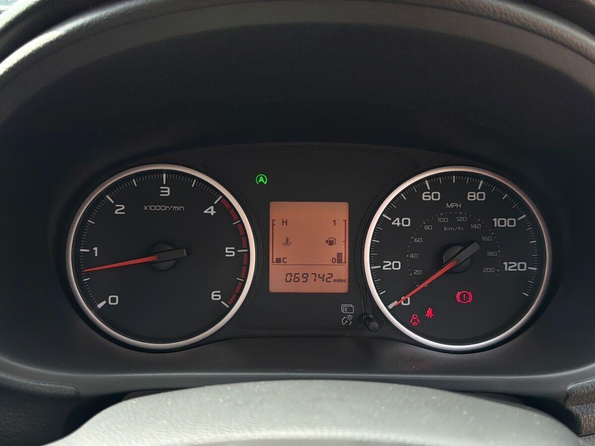 Mitsubishi L200 - Image 23