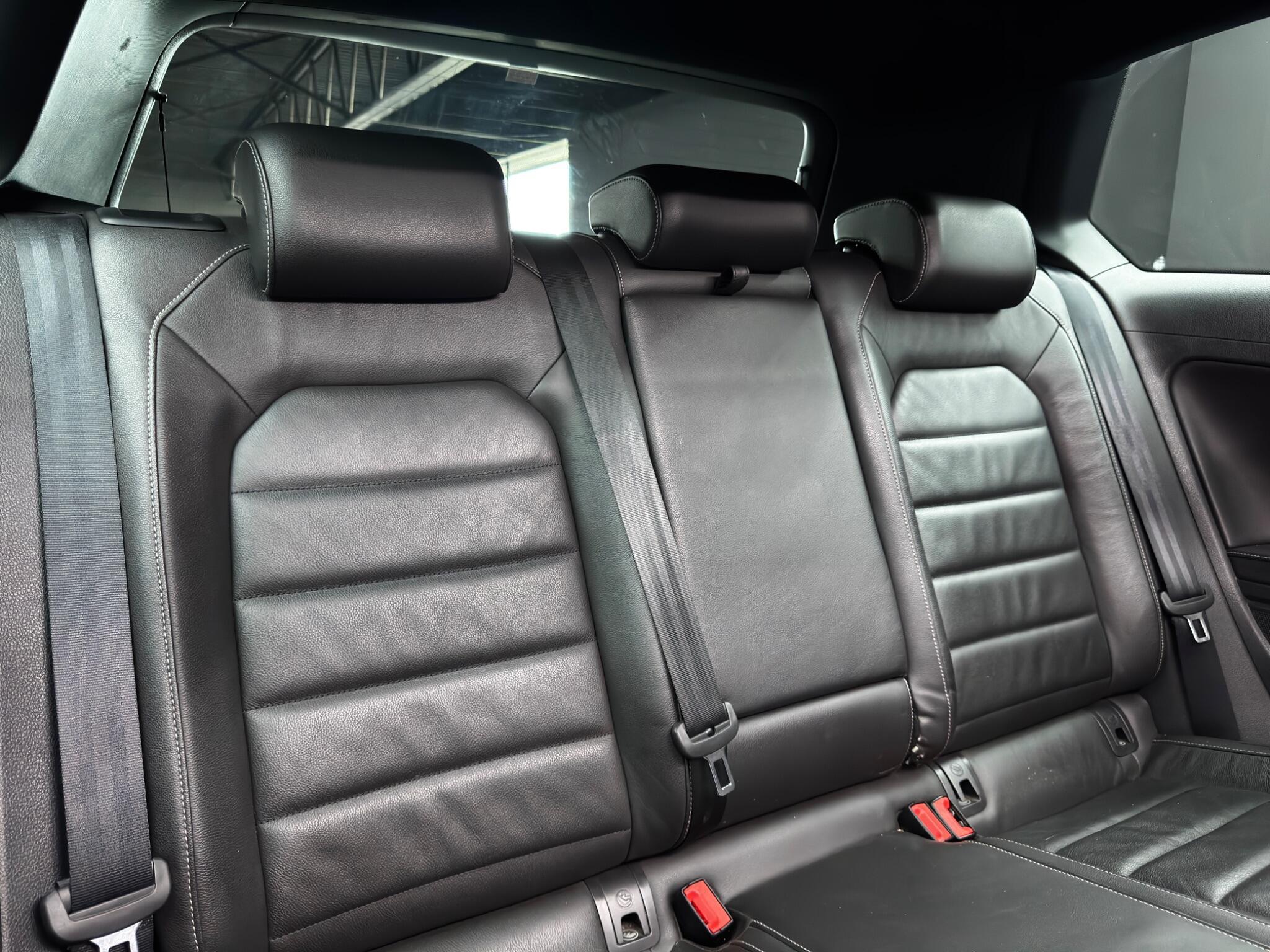 Volkswagen Golf - Image 15