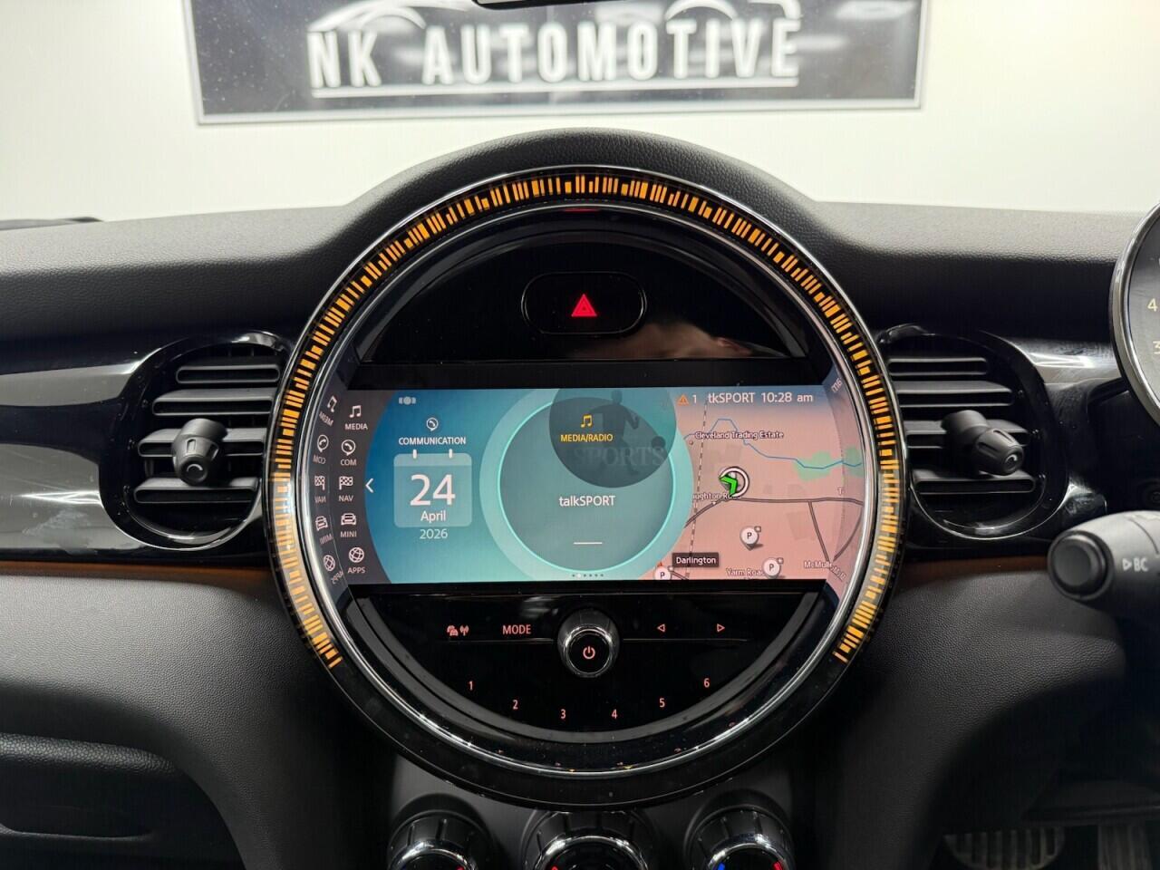MINI Hatch - Image 35