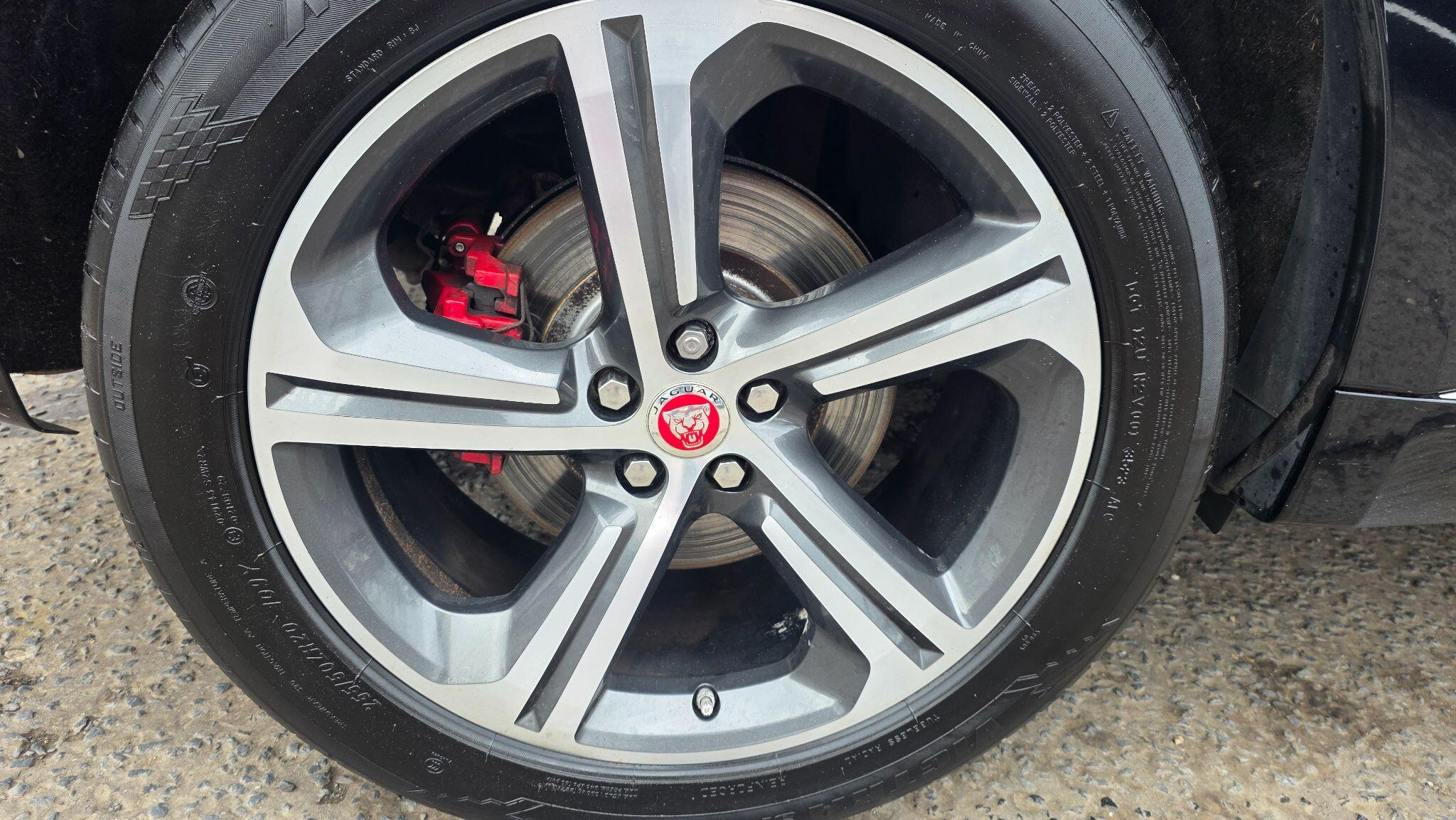 Jaguar F-Pace - Image 53