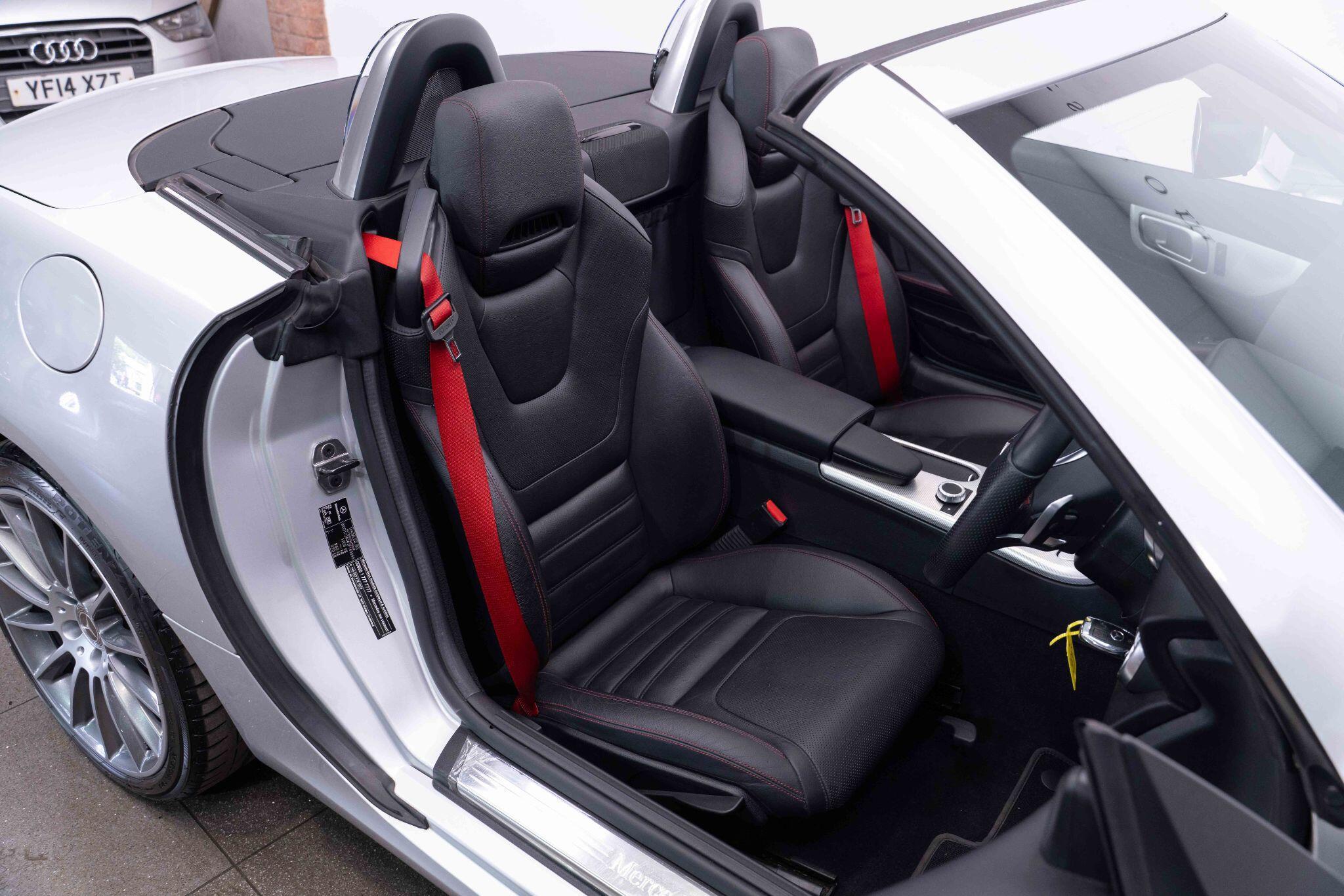 Mercedes SLC - Image 4