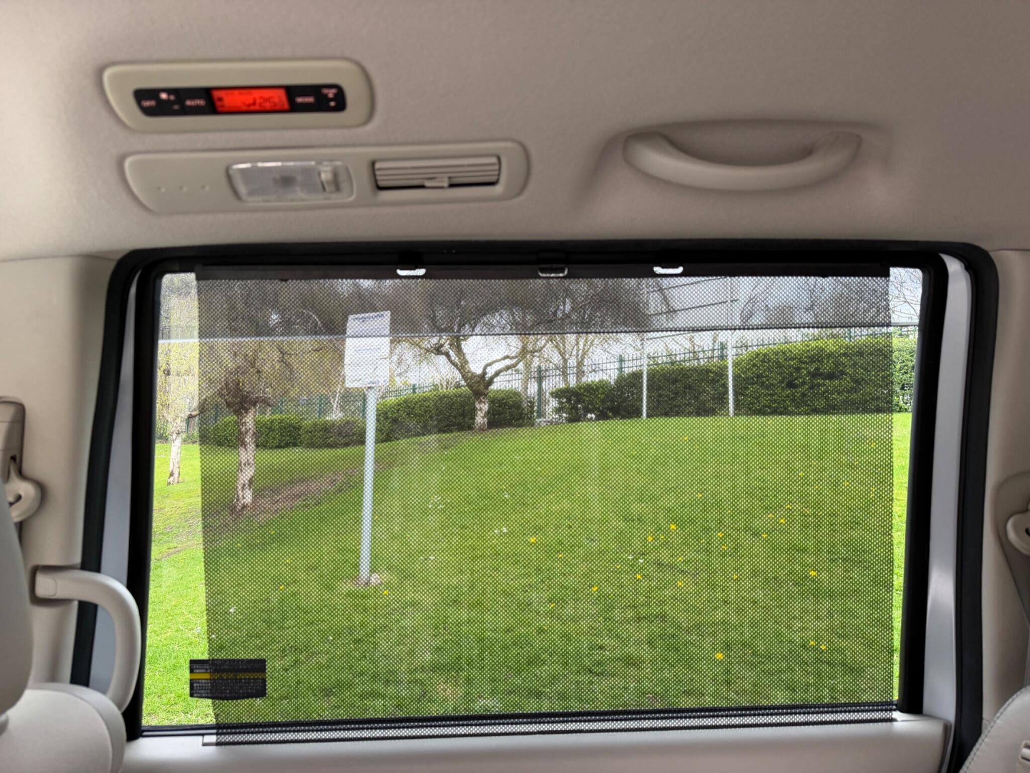 Nissan Serena - Image 53