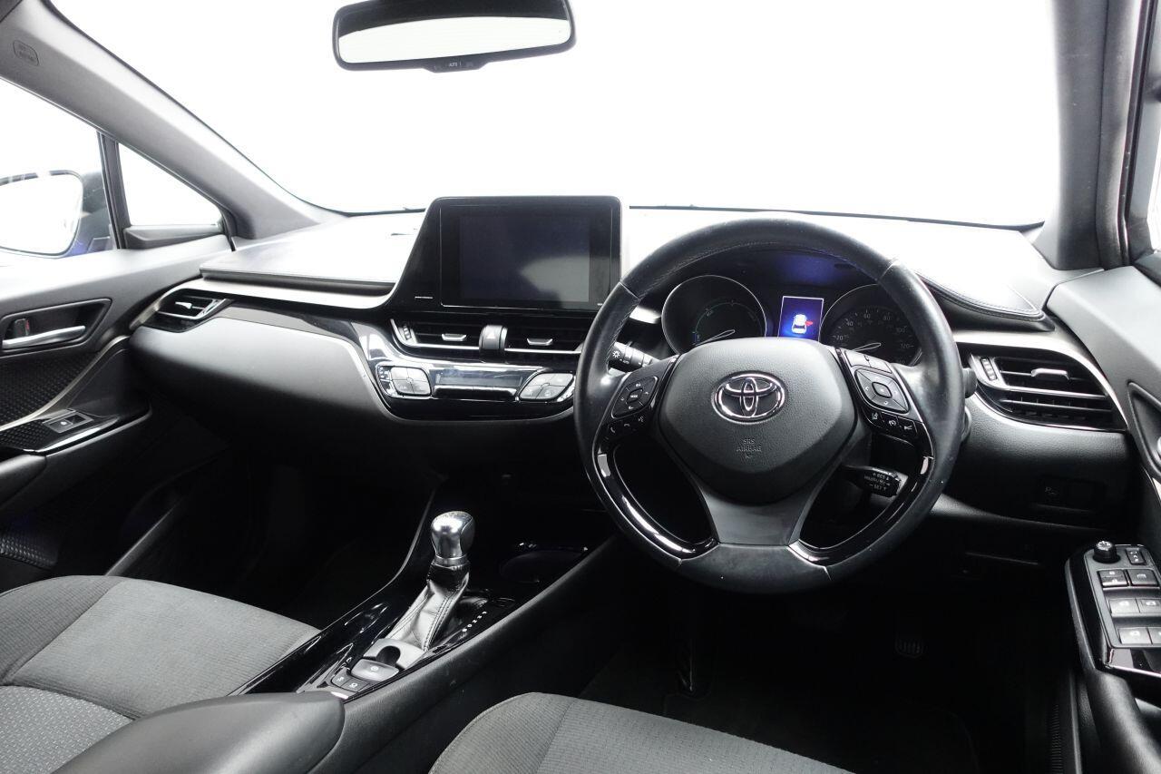 Toyota C-Hr - Image 15