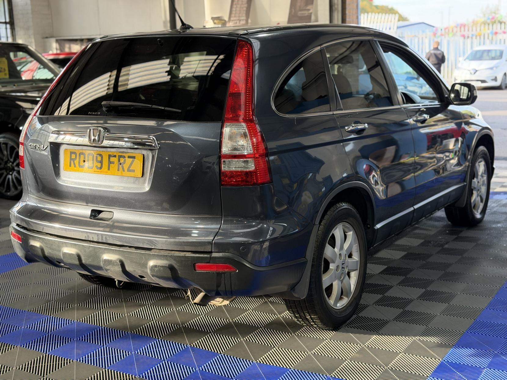 Honda CR-V - Image 8