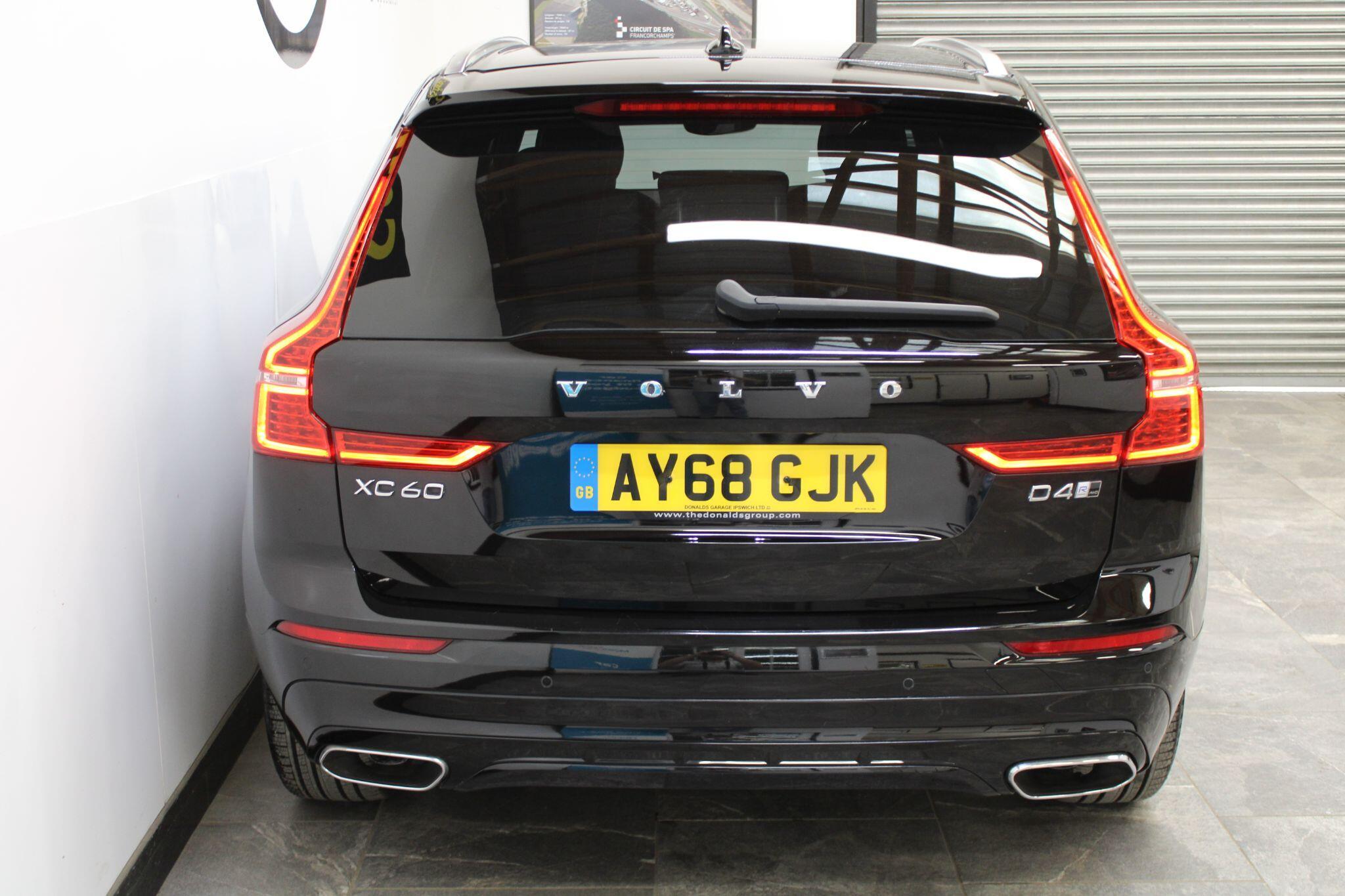 Volvo XC60 - Image 14