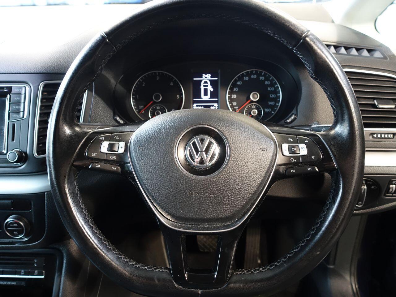 Volkswagen Sharan - Image 23