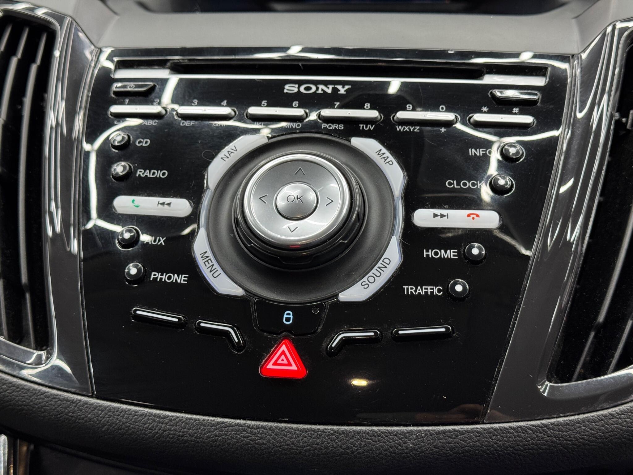 Ford Kuga - Image 27