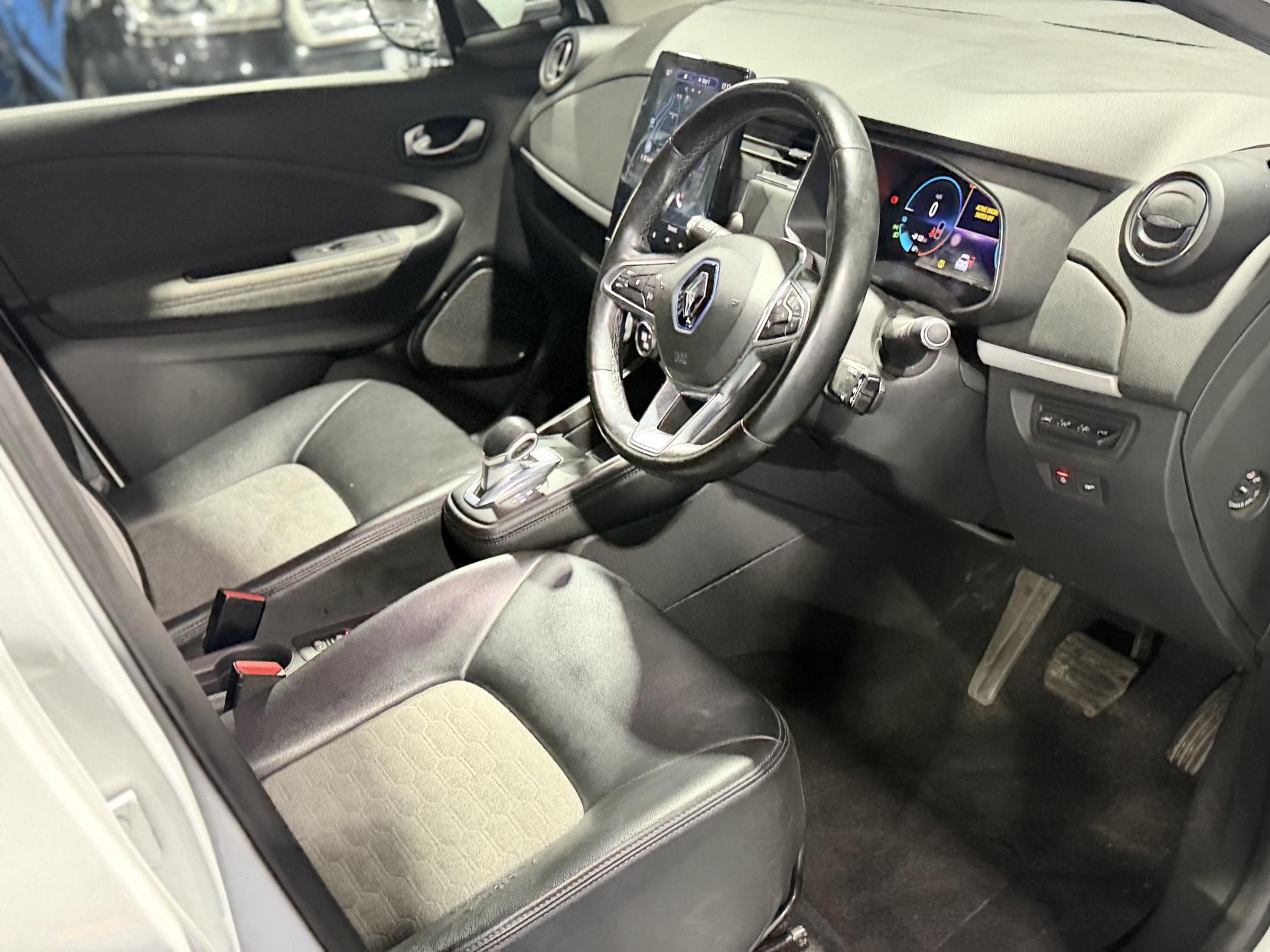 Renault Zoe - Image 19