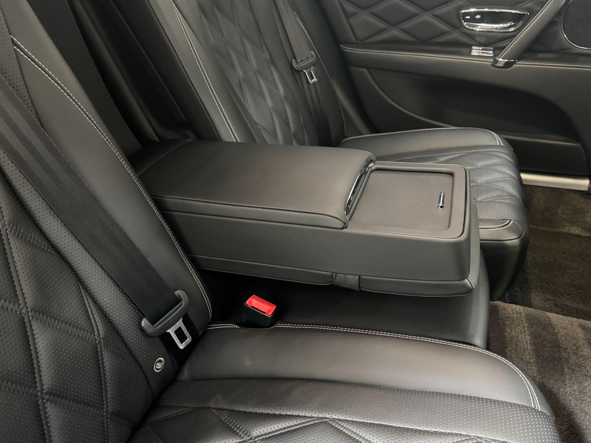 Bentley Flying Spur - Image 85