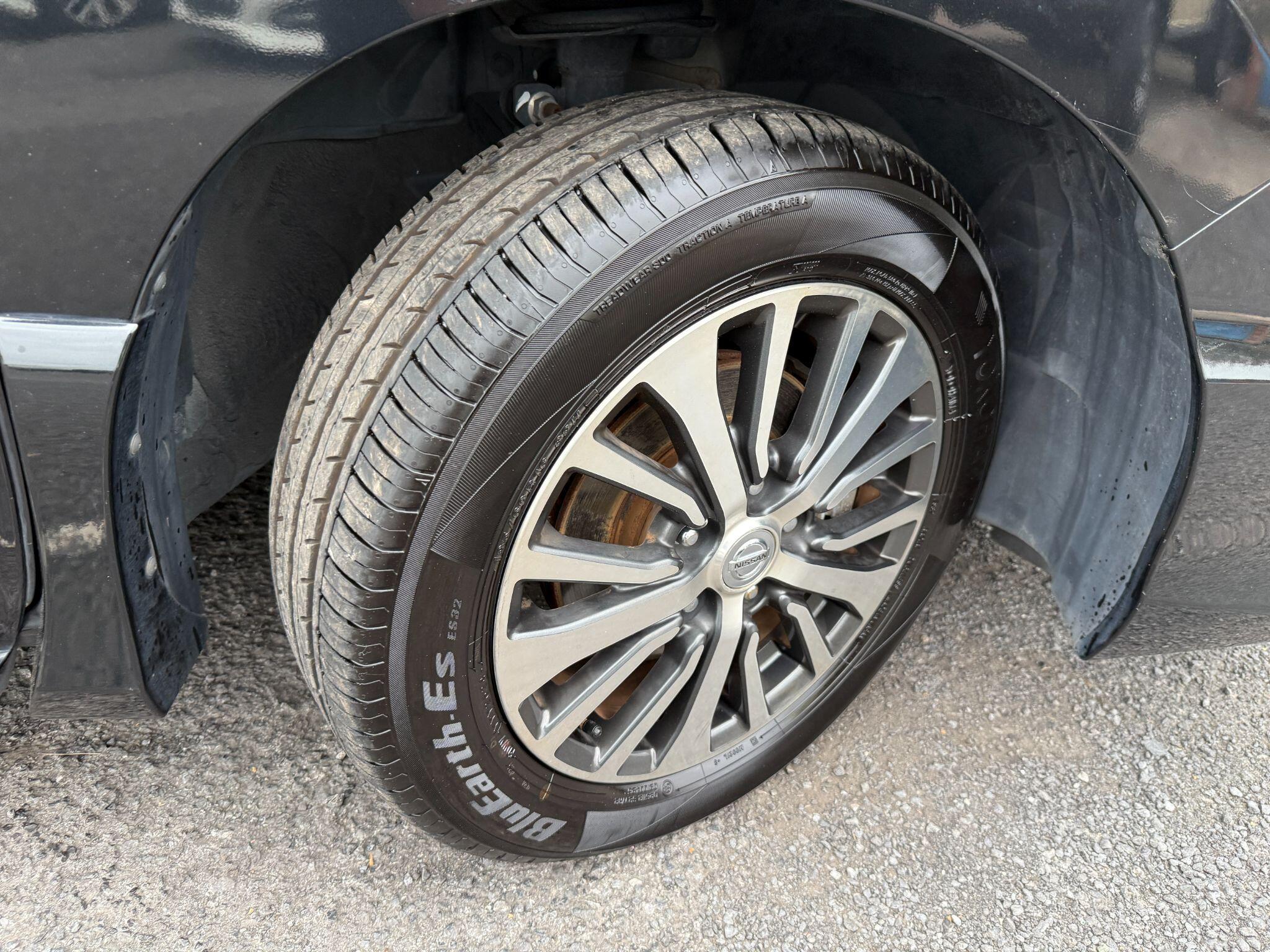 Nissan Serena - Image 89