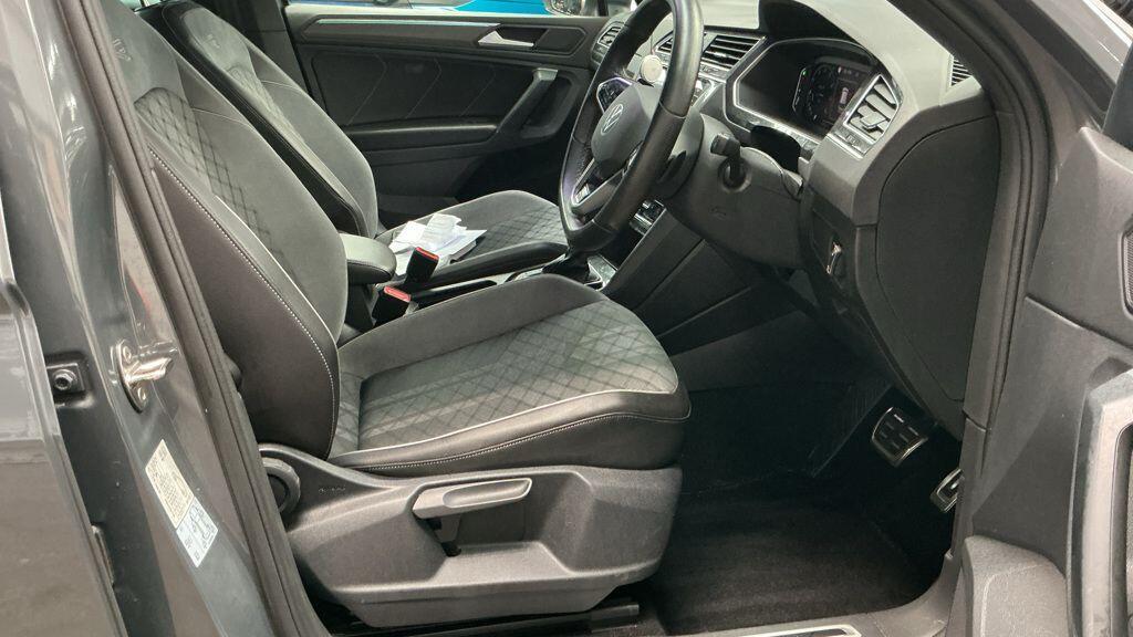 Volkswagen Tiguan - Image 3
