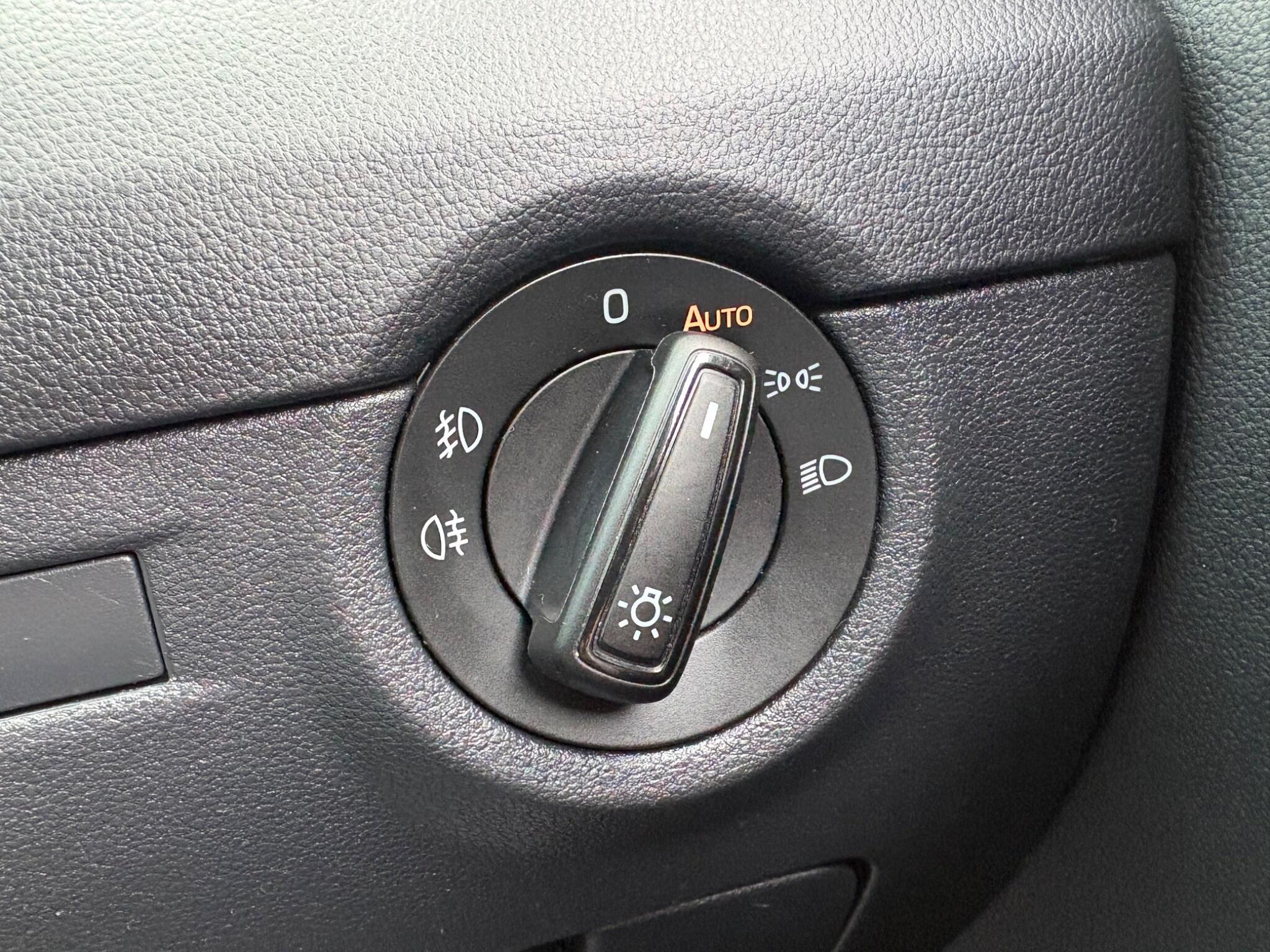 Skoda Octavia - Image 36