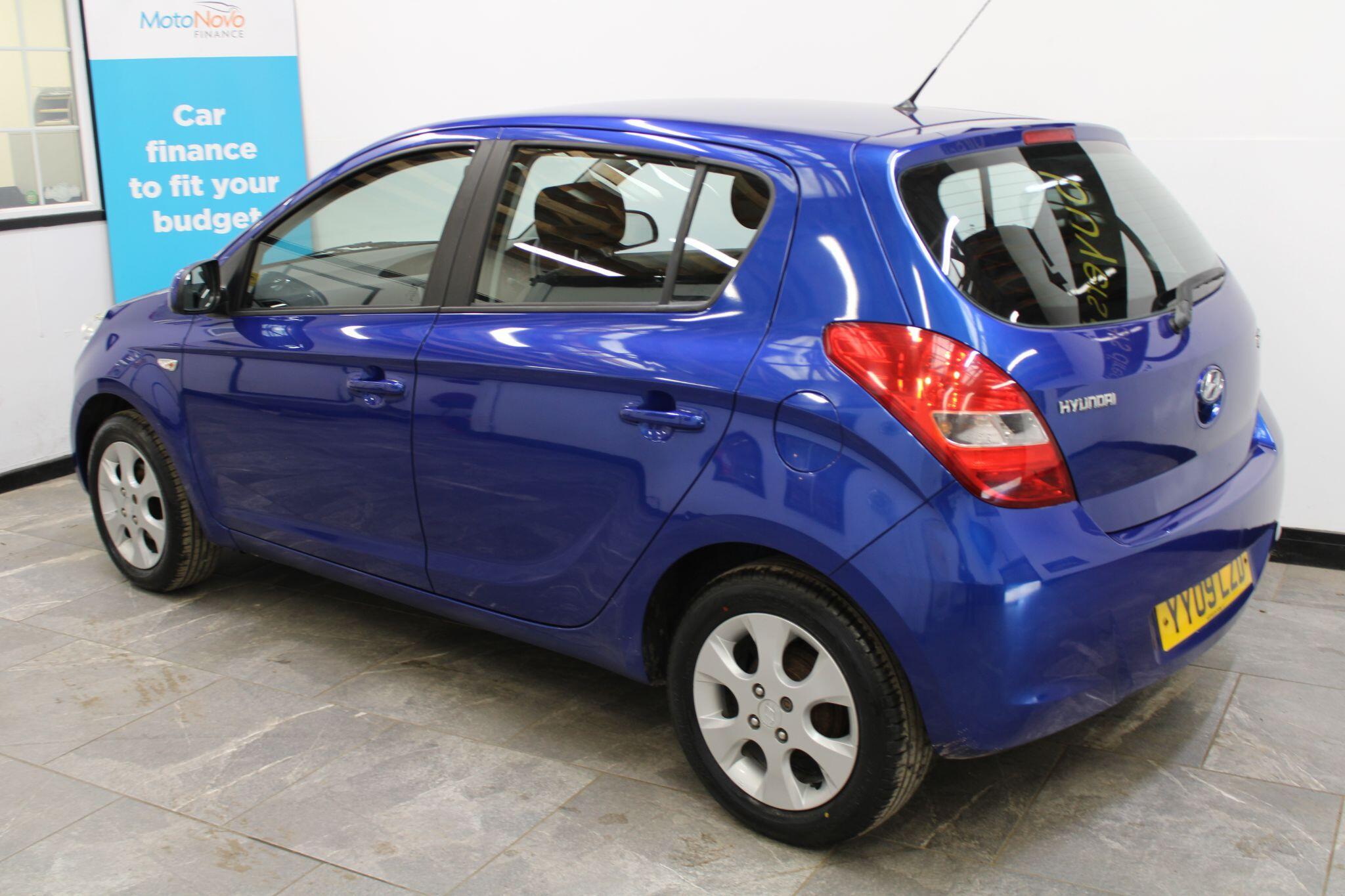Hyundai i20 - Image 19