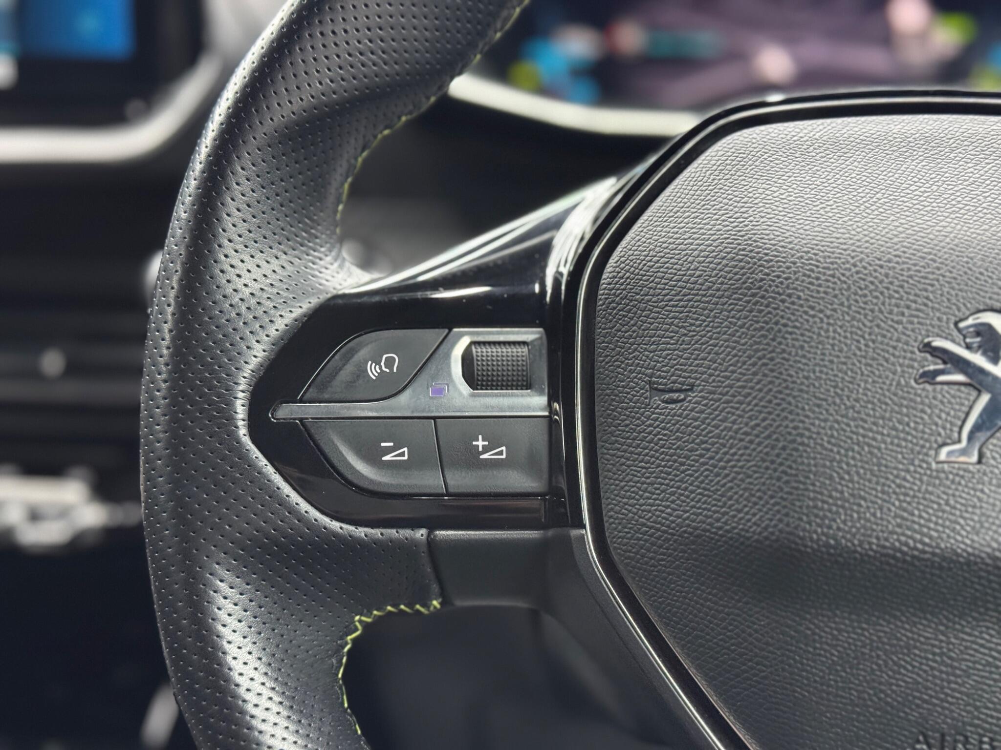 Peugeot E-2008 - Image 20